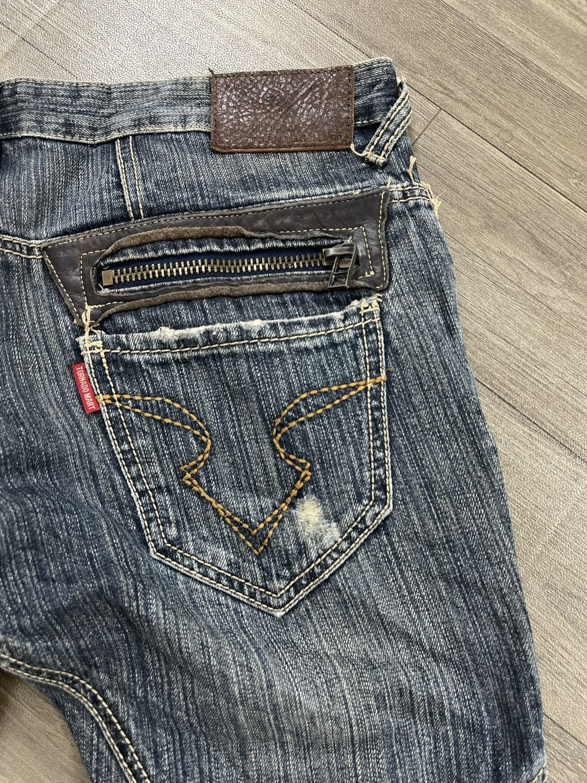 Tornado Mart 2000s Tornado Mart Spiral Distressed Lgb Punk Flared Jeans Size US 32 / EU 48 - 18 Thumbnail