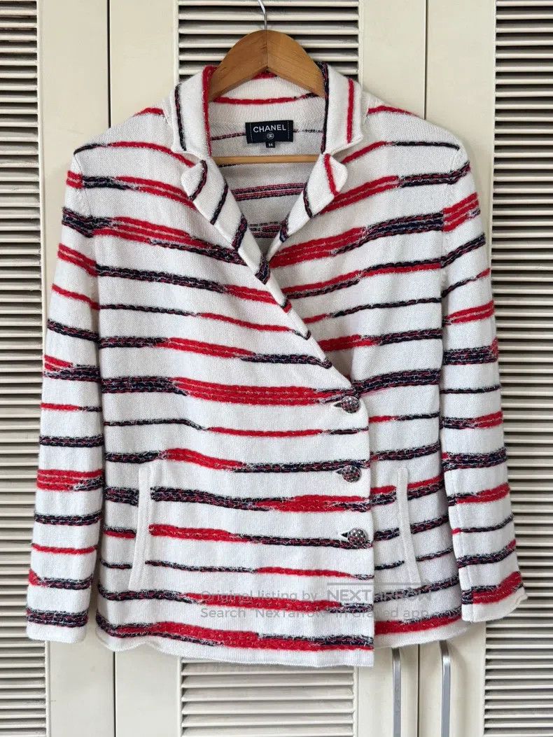 Chanel Chanel Red and white striped knitted coat Size XXS / US 00 / IT 34 - 1 Thumbnail