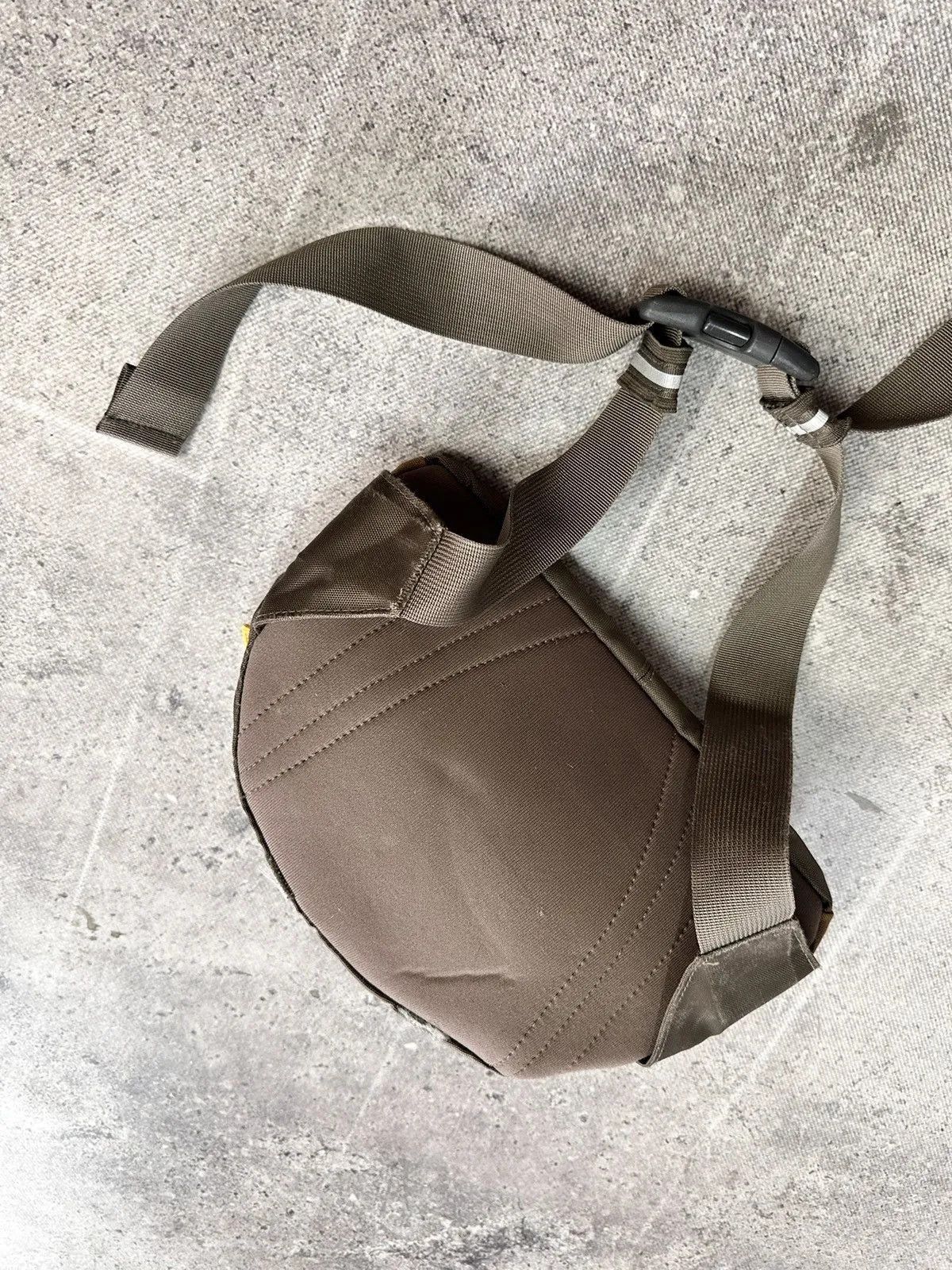 The North Face Vintage The North face TNF Bag Messenger Bag Nike vintage Size ONE SIZE - 11 Thumbnail