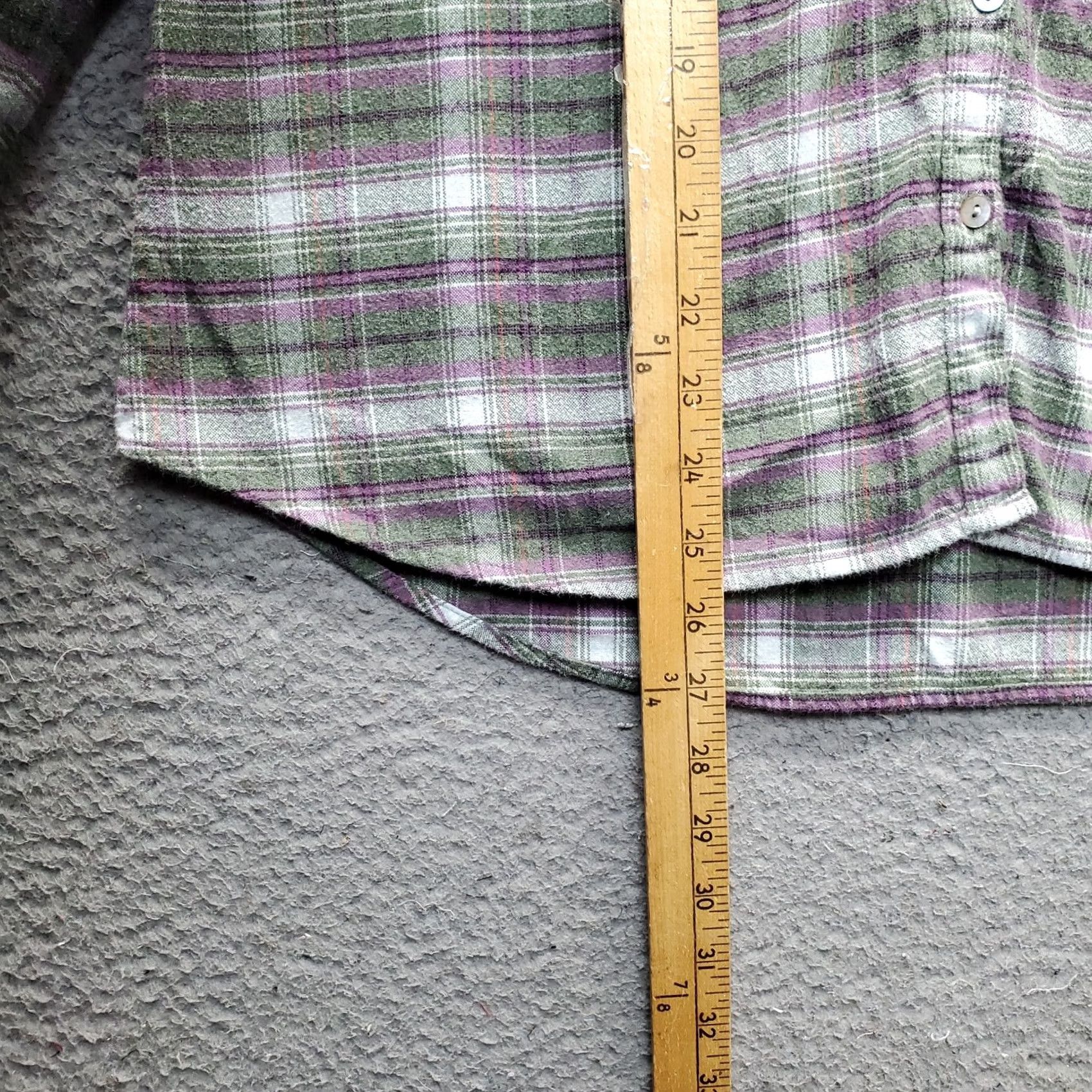Vintage L.L. Bean Flannel Shirt Womens L Multi Plaid Casual Long Sleeve V-Neck Button Up Size L / US 10 / IT 46 - 3 Thumbnail