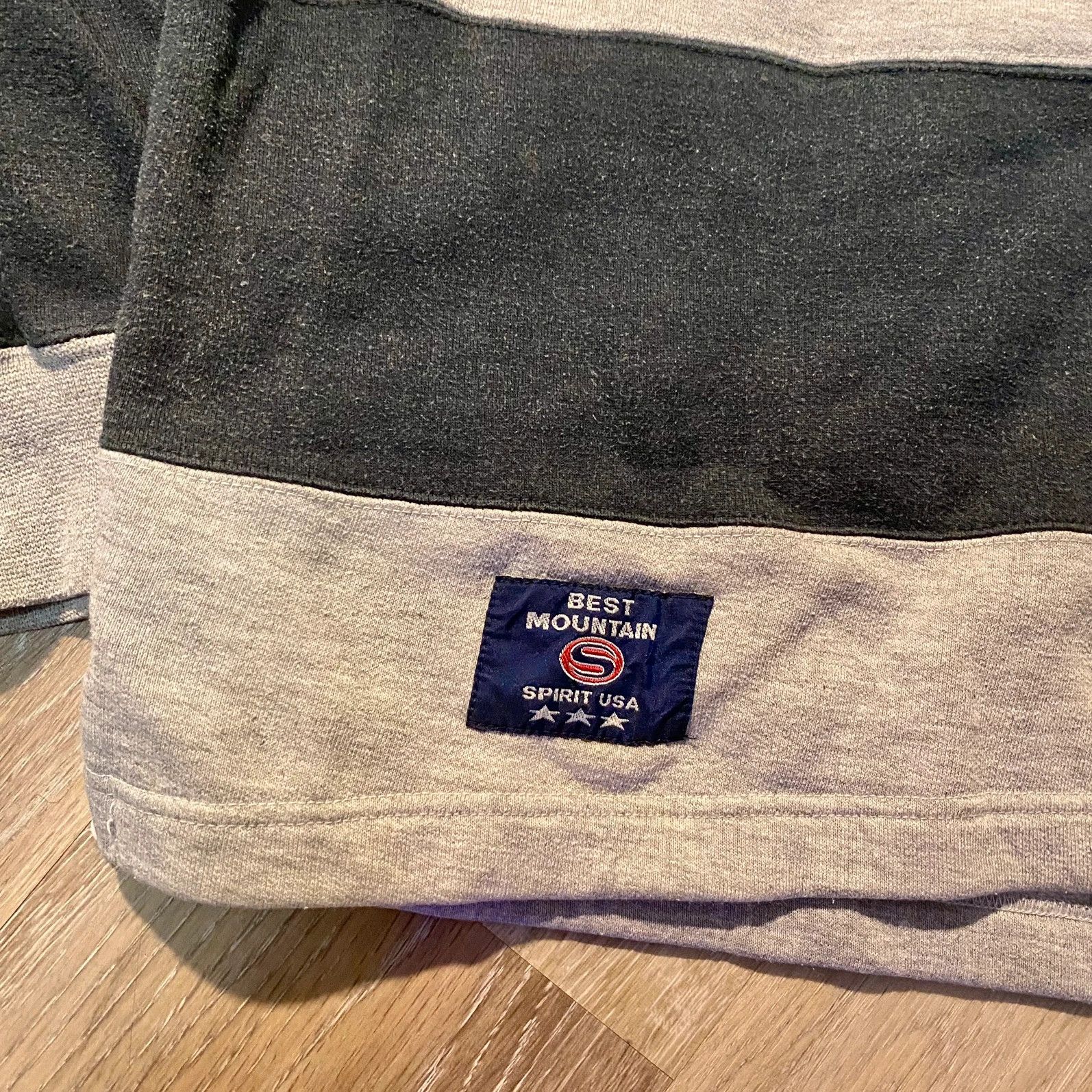 Other Pull polo BestMoutain gris et noir taille XL Size US L / EU 52-54 / 3 - 6 Thumbnail