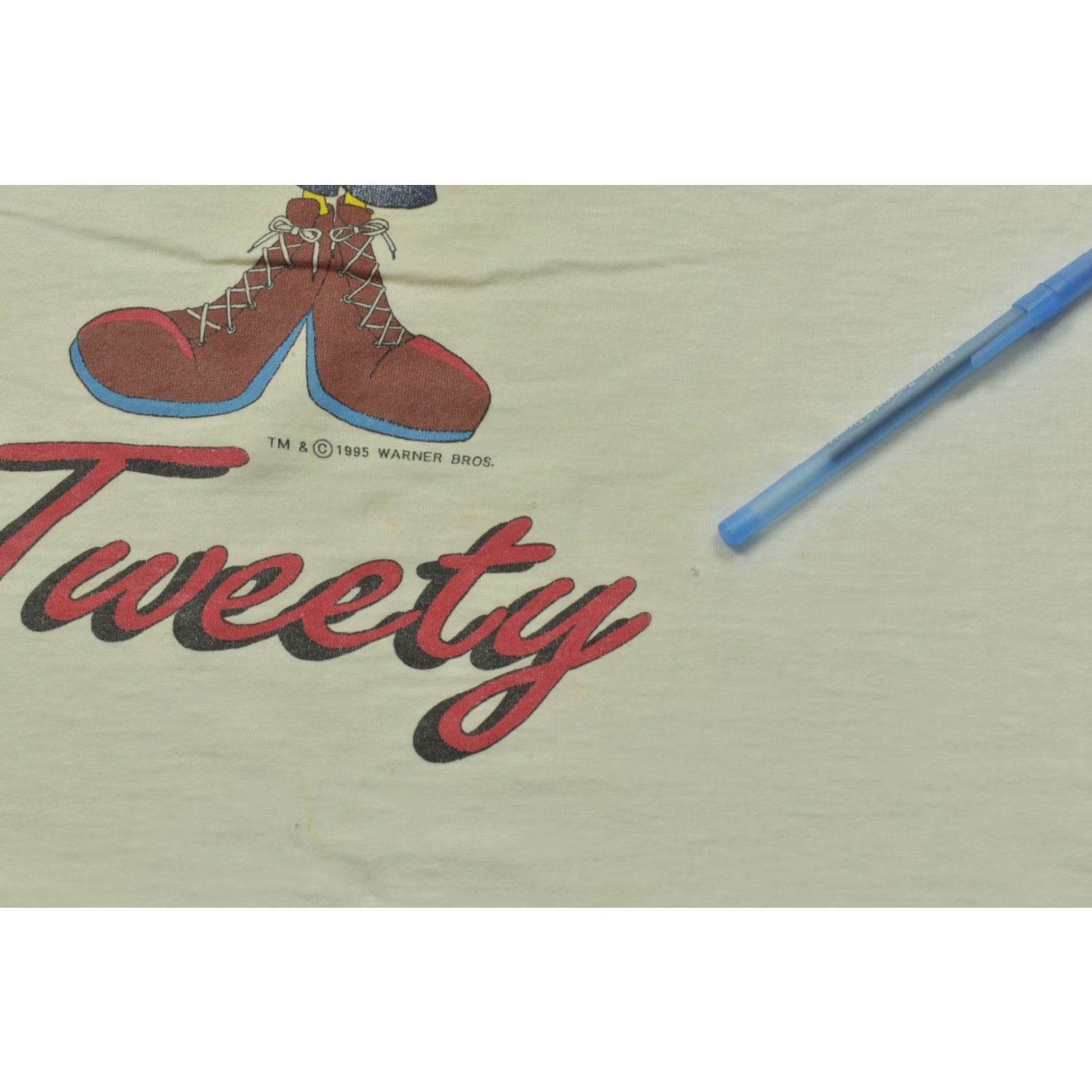 Vintage VINTAGE 1994 Looney Tunes Tweety Bird Body Tweety Graphic T-Shirt White One Size SS Size US M / EU 48-50 / 2 - 5 Thumbnail