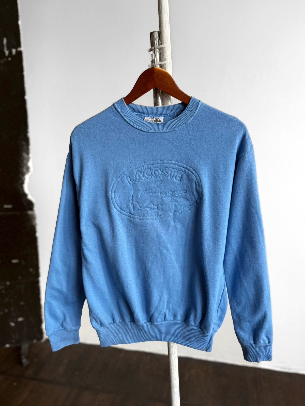 Lacoste Lacoste Vintage Womens Blue Sweatshirt Embossed Logo France Size M / US 6-8 / IT 42-44 - 1 Thumbnail