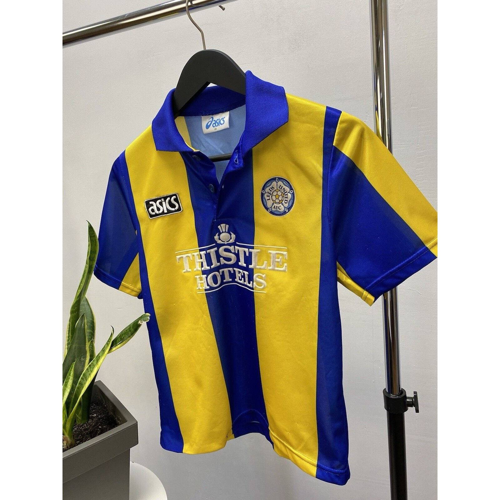 Asics Vintage Leeds United 1993 1995 Away Soccer Jersey Kids Boys Size US XXS / EU 40 - 2 Thumbnail