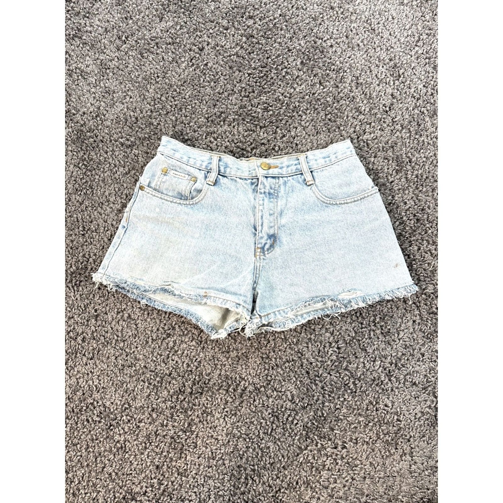 Vintage VINTAGE Zana Di Shorts Womens 28 Light Wash Embroidered Butterfly Mid Rise 90s Denim Blue Cut-Off 90s Mens Womens Boys Girls Size 28" / US 6 / IT 42 - 3 Thumbnail