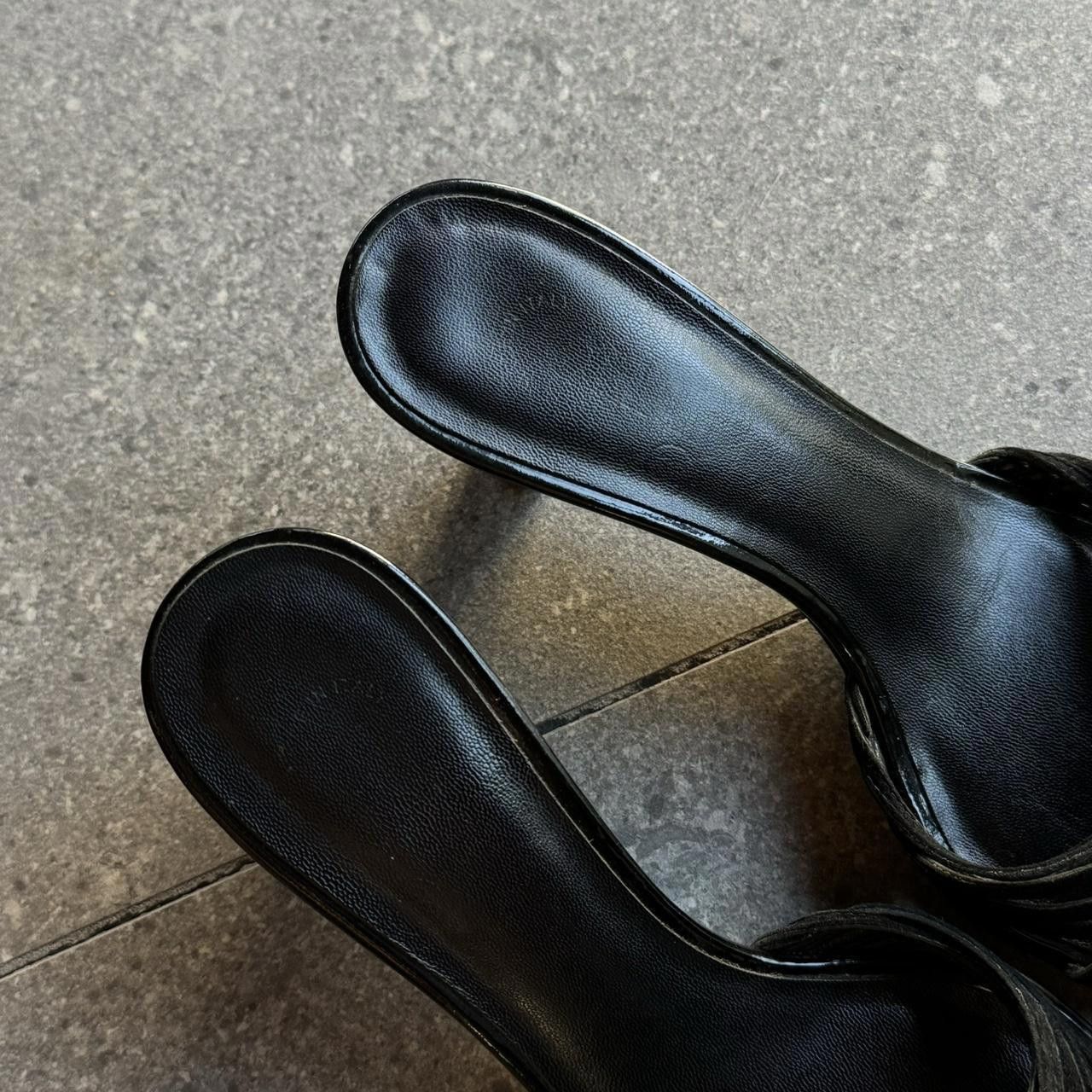 Chanel Chanel 2000s Black Kitten Heels Size US 7 / IT 37 - 5 Thumbnail