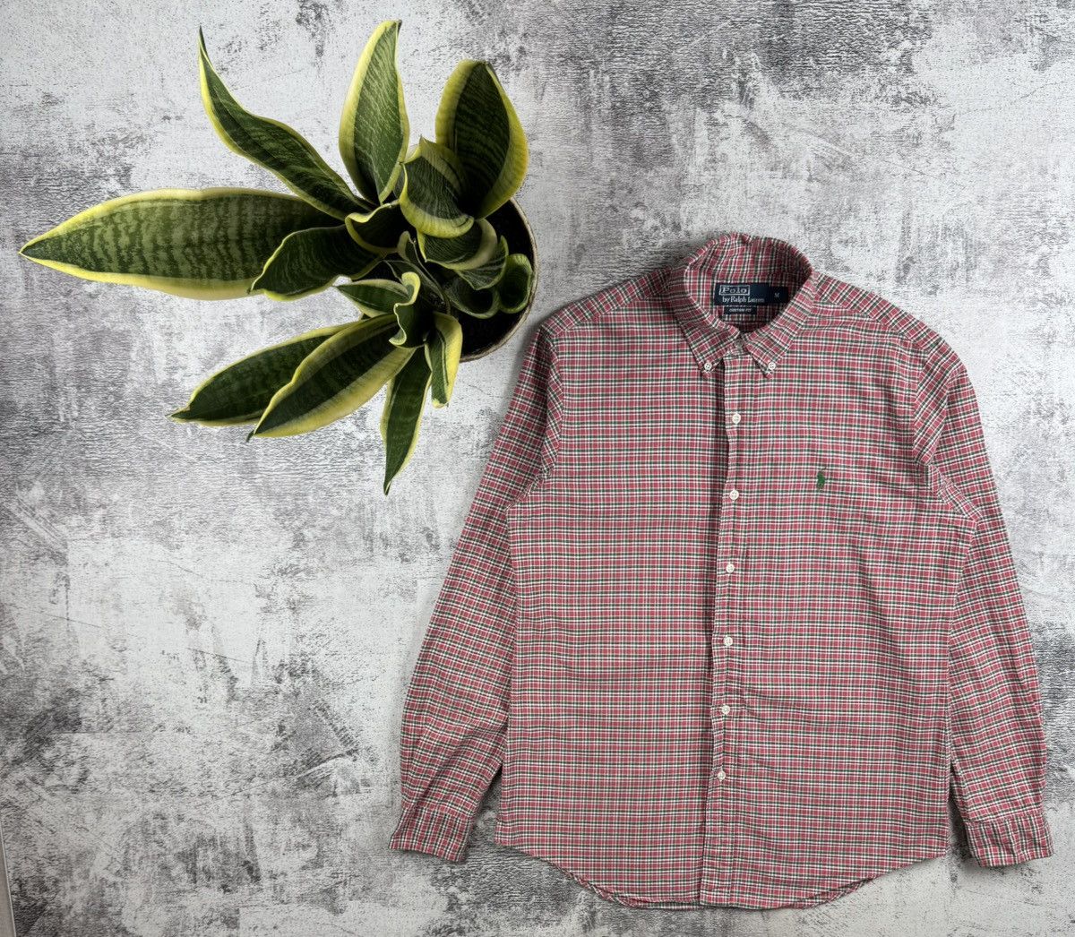 Polo Ralph Lauren Polo Ralph Lauren Custom Fit Plaid Medium Button Stretch Oxford LongSleeve Shirt Size US M / EU 48-50 / 2 - 1 Thumbnail