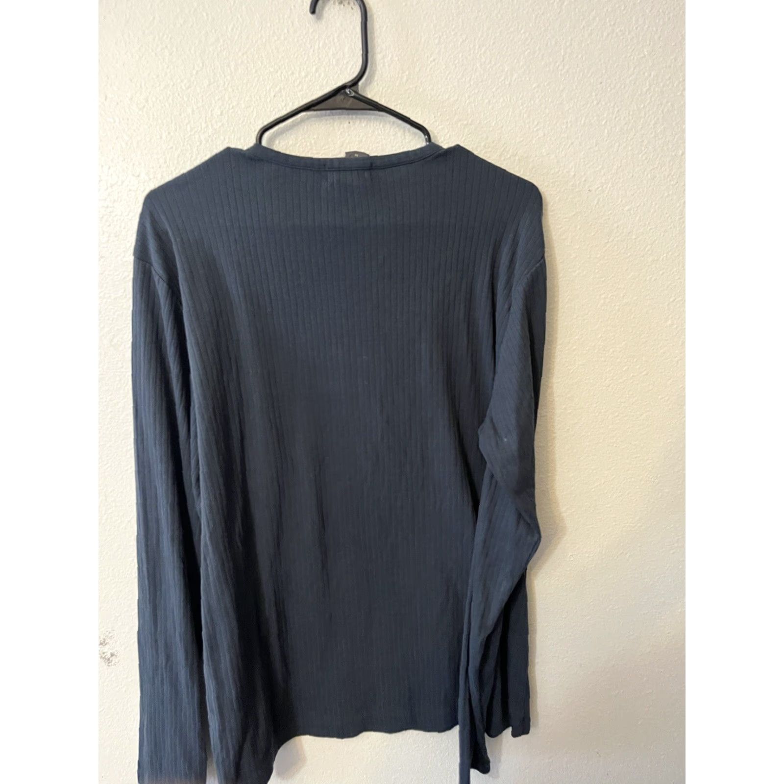Banana Republic Banana Republic Pullover Shirt Mens Medium Long Sleeve Blue Rayon Blend Slim Crew Neck T-Shirt" Size US M / EU 48-50 / 2 - 3 Thumbnail