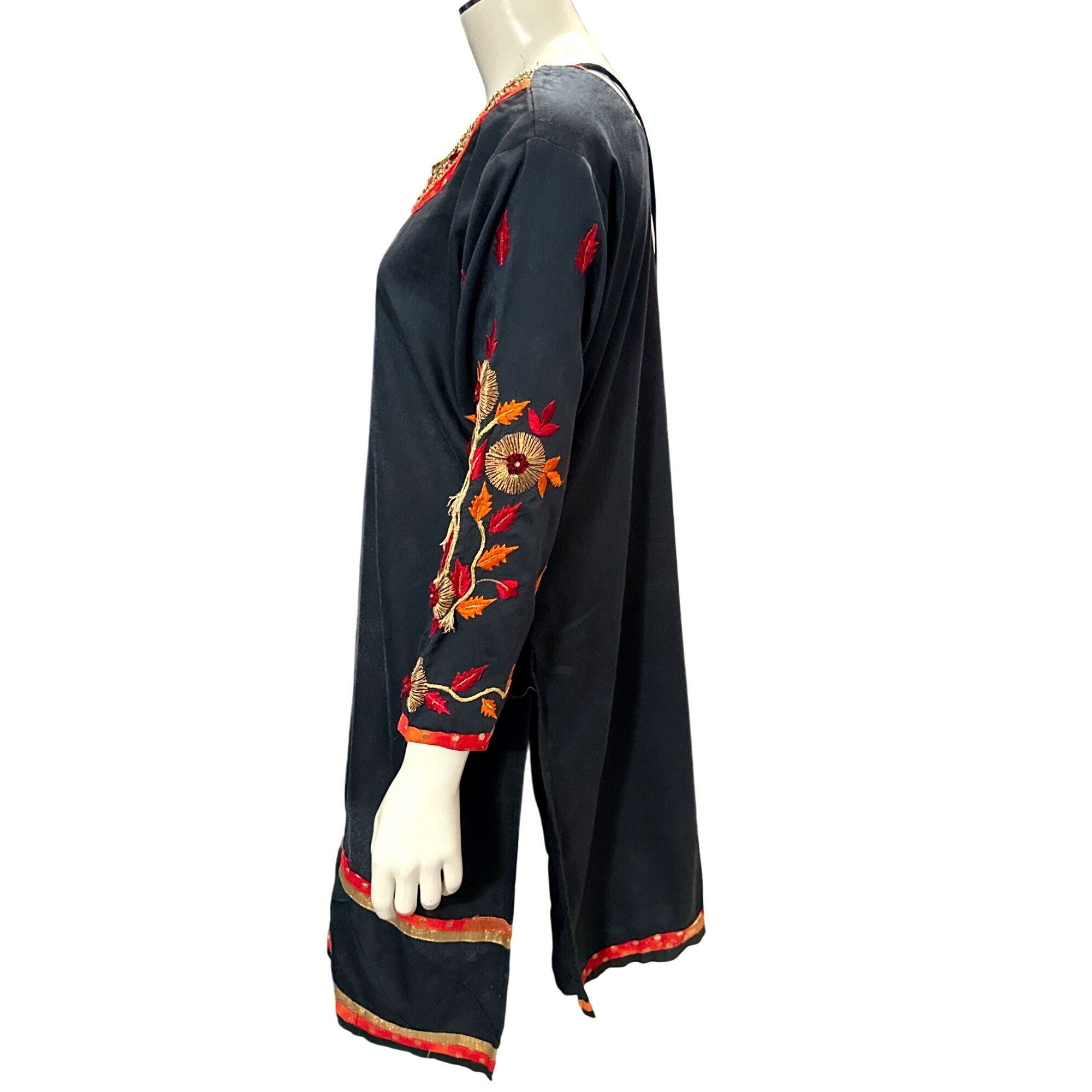 Other CCC Embroidered Tunic Dress Floral Stripe Detailing Long Sle Size M / US 6-8 / IT 42-44 - 2 Thumbnail
