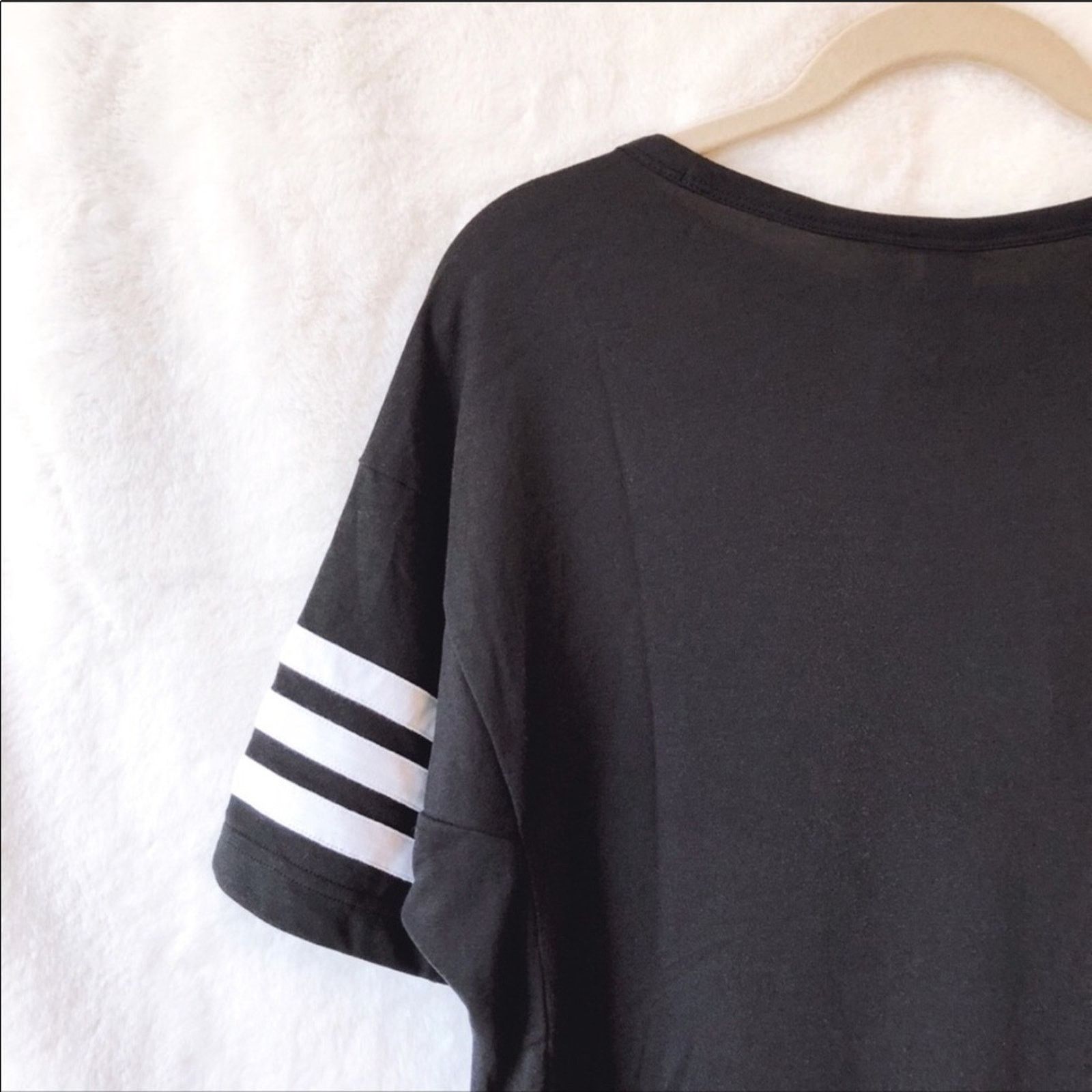 Adidas adidas 3 White Stripe Black T-Shirt Size XS / US 0-2 / IT 36-38 - 6 Thumbnail