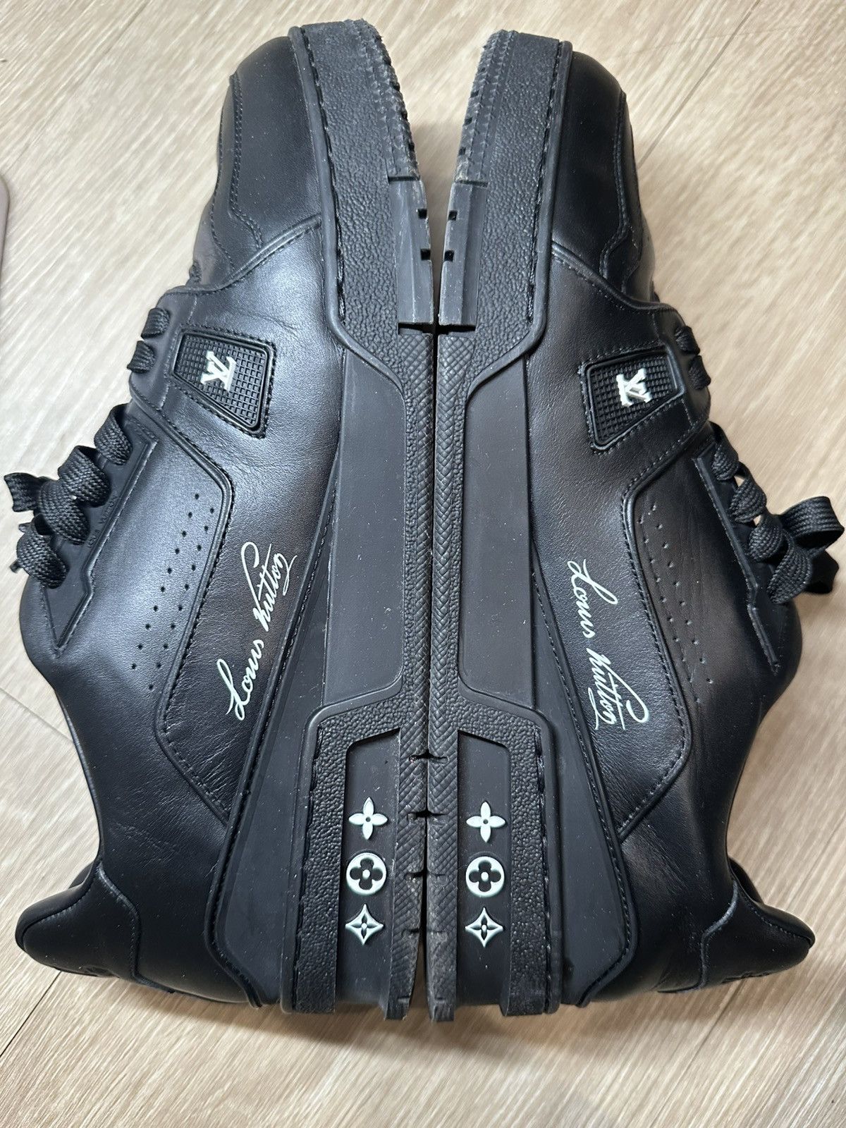 Louis Vuitton Louis Vuitton Trainer Size US 10 / EU 43 - 3 Thumbnail