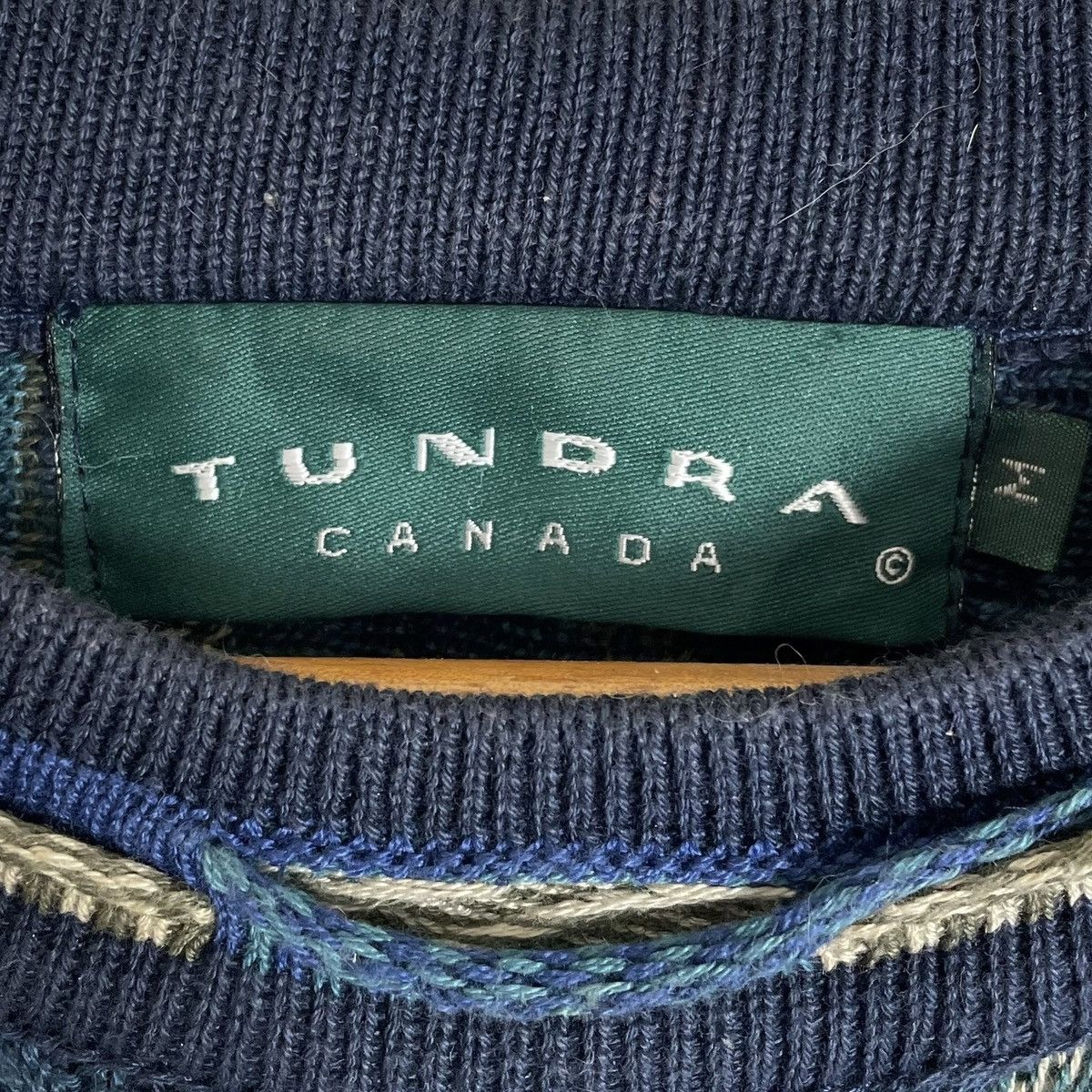 Tundra Canada Vintage Tundra Canada Crewneck Knitted Sweater Size US L / EU 52-54 / 3 - 6 Thumbnail