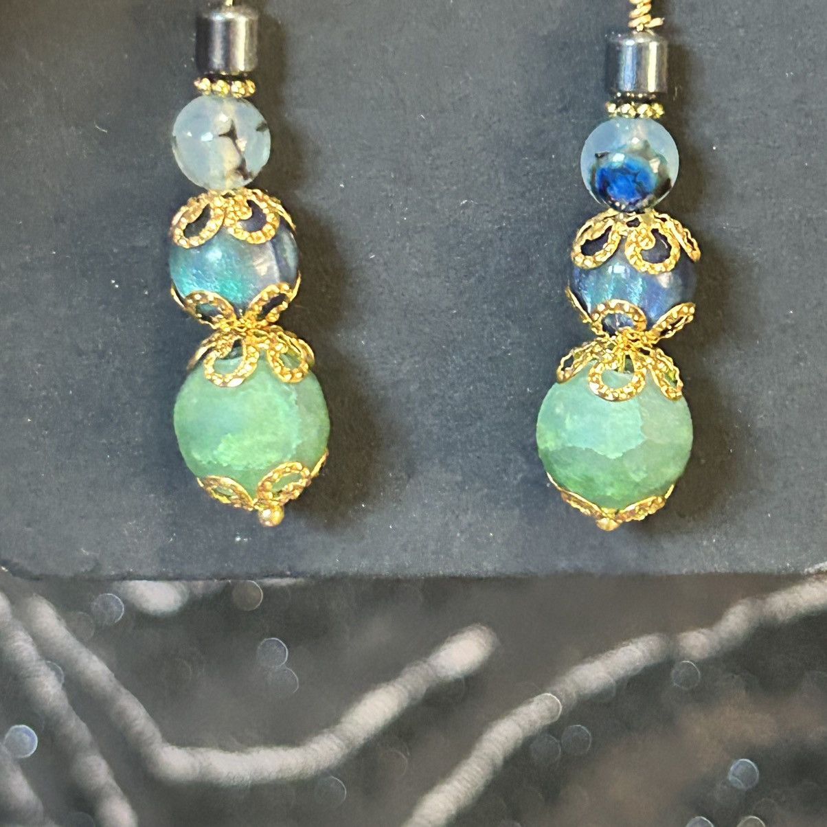 Handmade Handcrafted green crackle glass cat eye dragon vein earrings Size ONE SIZE - 3 Thumbnail