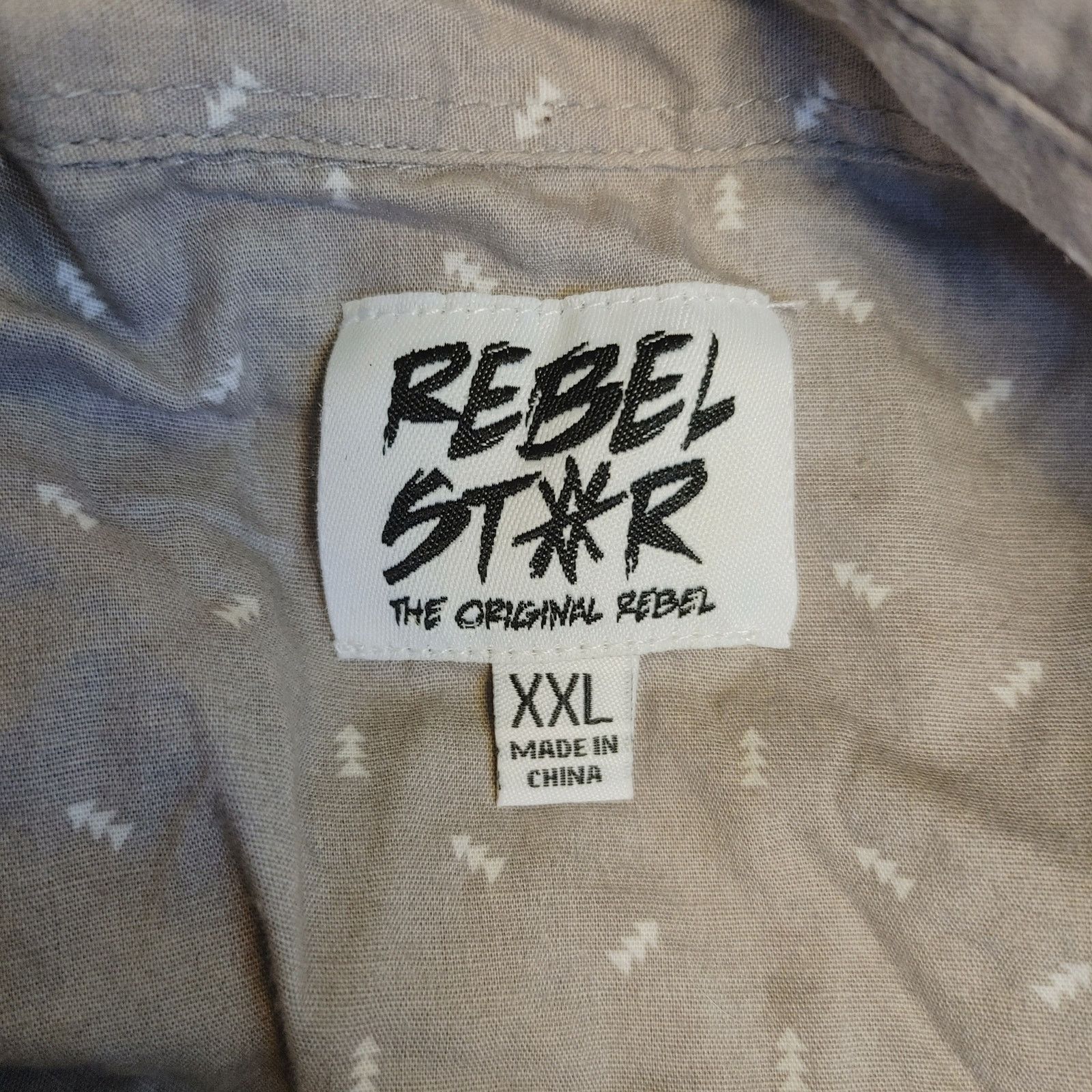Other Rebel Star Men XXL Beige/White Arrow Graphic Button-Up Shirt Size US XXL / EU 58 / 5 - 3 Thumbnail