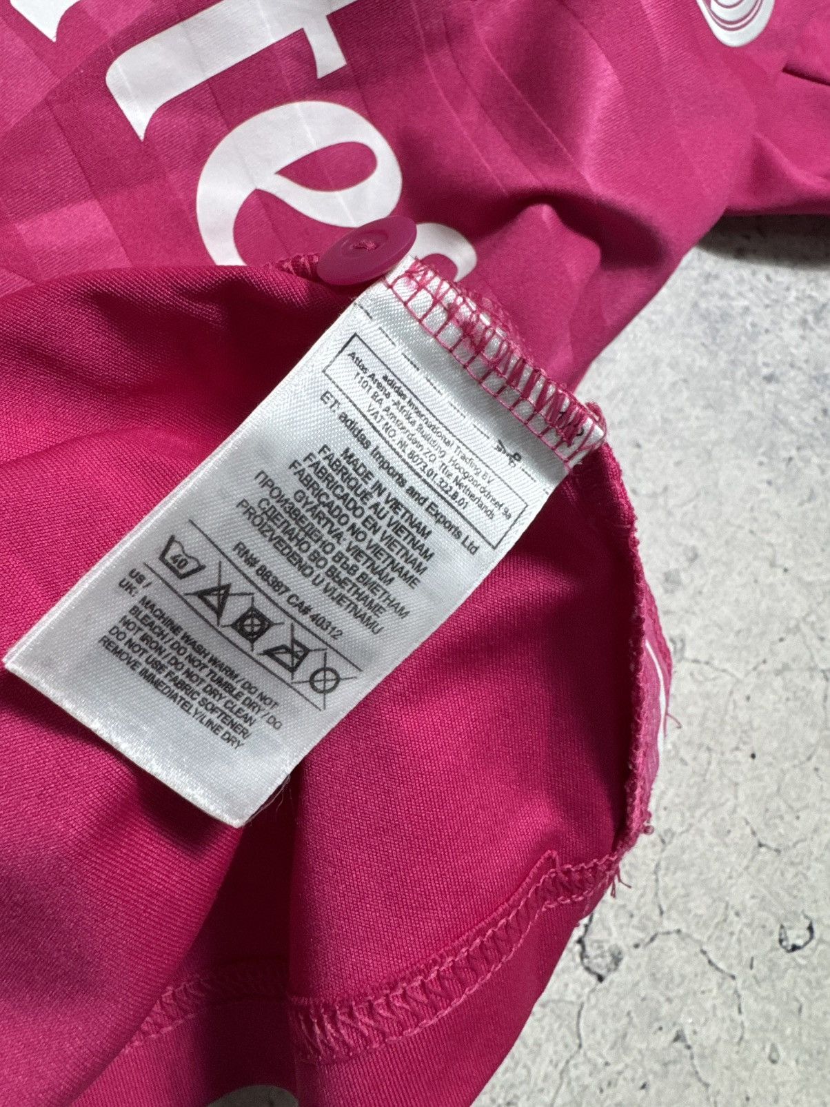 Adidas Adidas FC Real Madrid 2014/2015 Soccer Jersey Vintage Pink Size US S / EU 44-46 / 1 - 8 Thumbnail