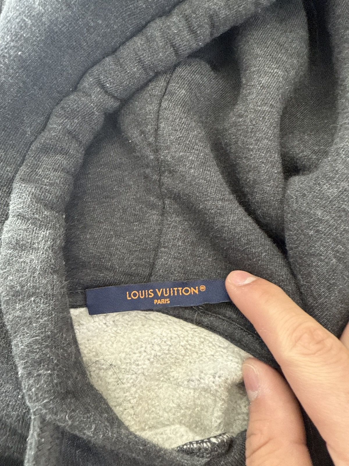 Louis Vuitton Louis Vuitton Grey Hoodie Size US M / EU 48-50 / 2 - 2 Thumbnail