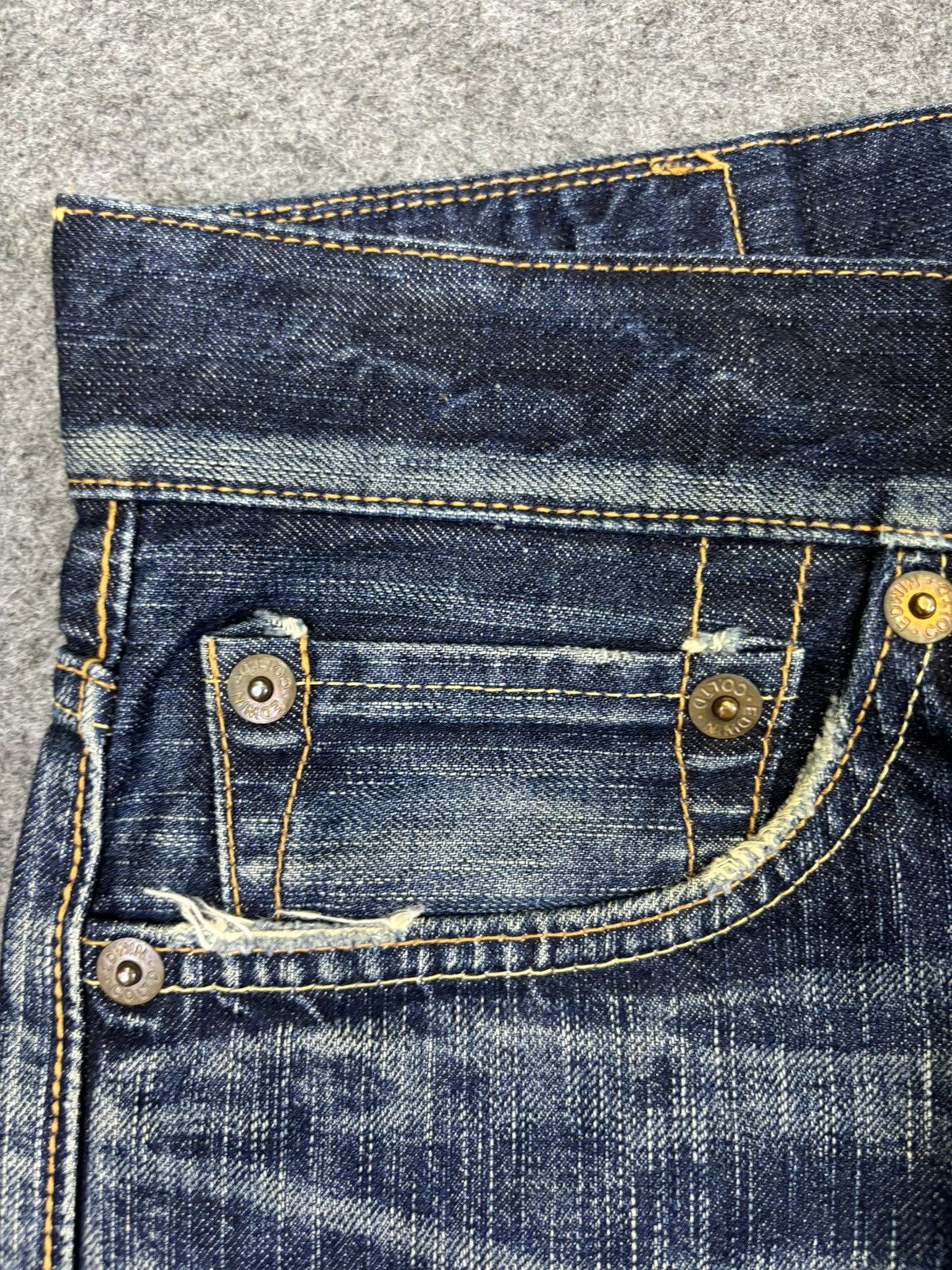Edwin 💥Rare Fades💥Archival Edwin 503 Rare Straight Cut Denim K30 Size US 33 - 6 Thumbnail