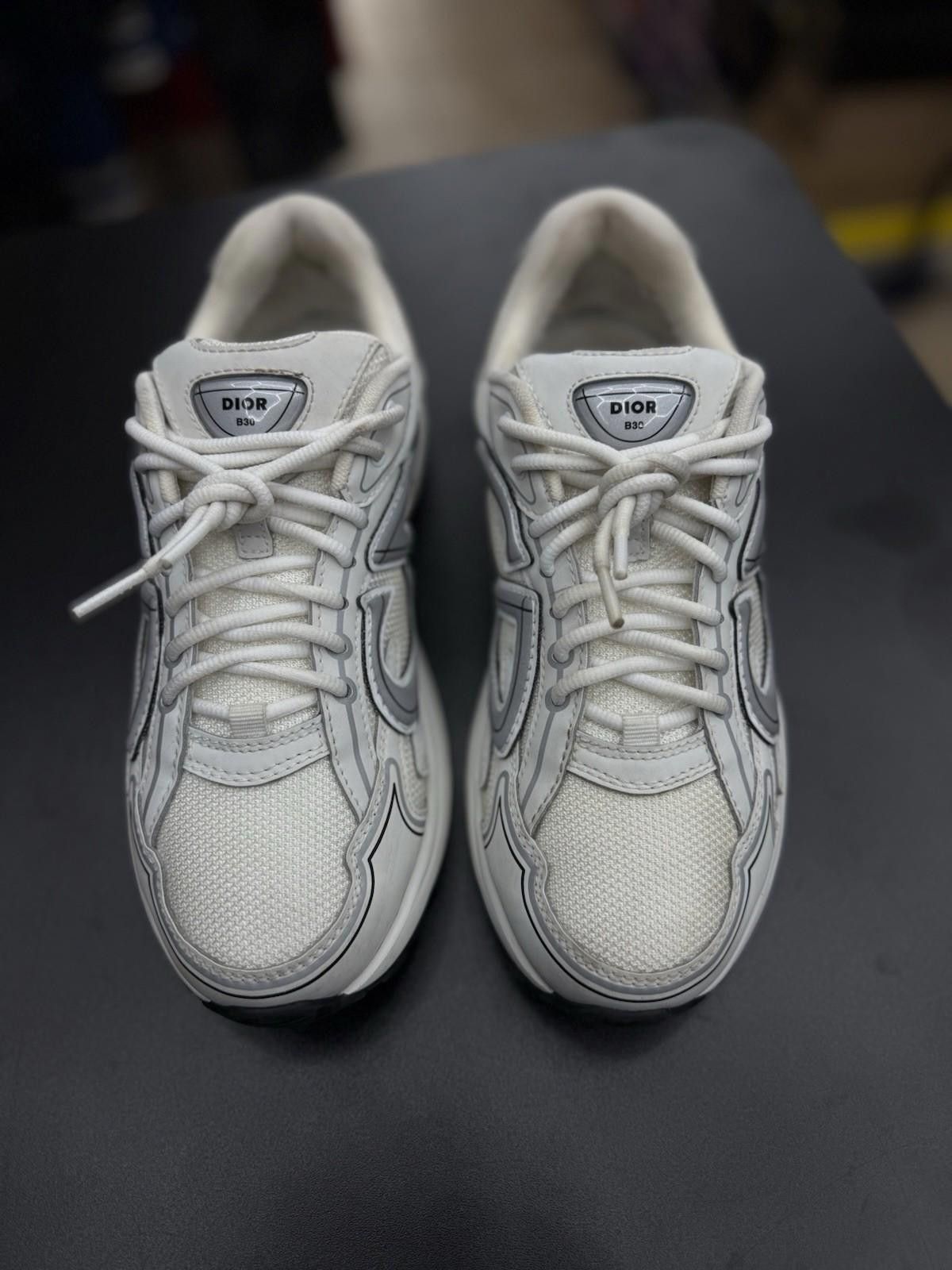 Dior Dior B30 White Reflective Silver Size 40EU/7US $1200 Retail Size US 7 / EU 40 - 4 Thumbnail