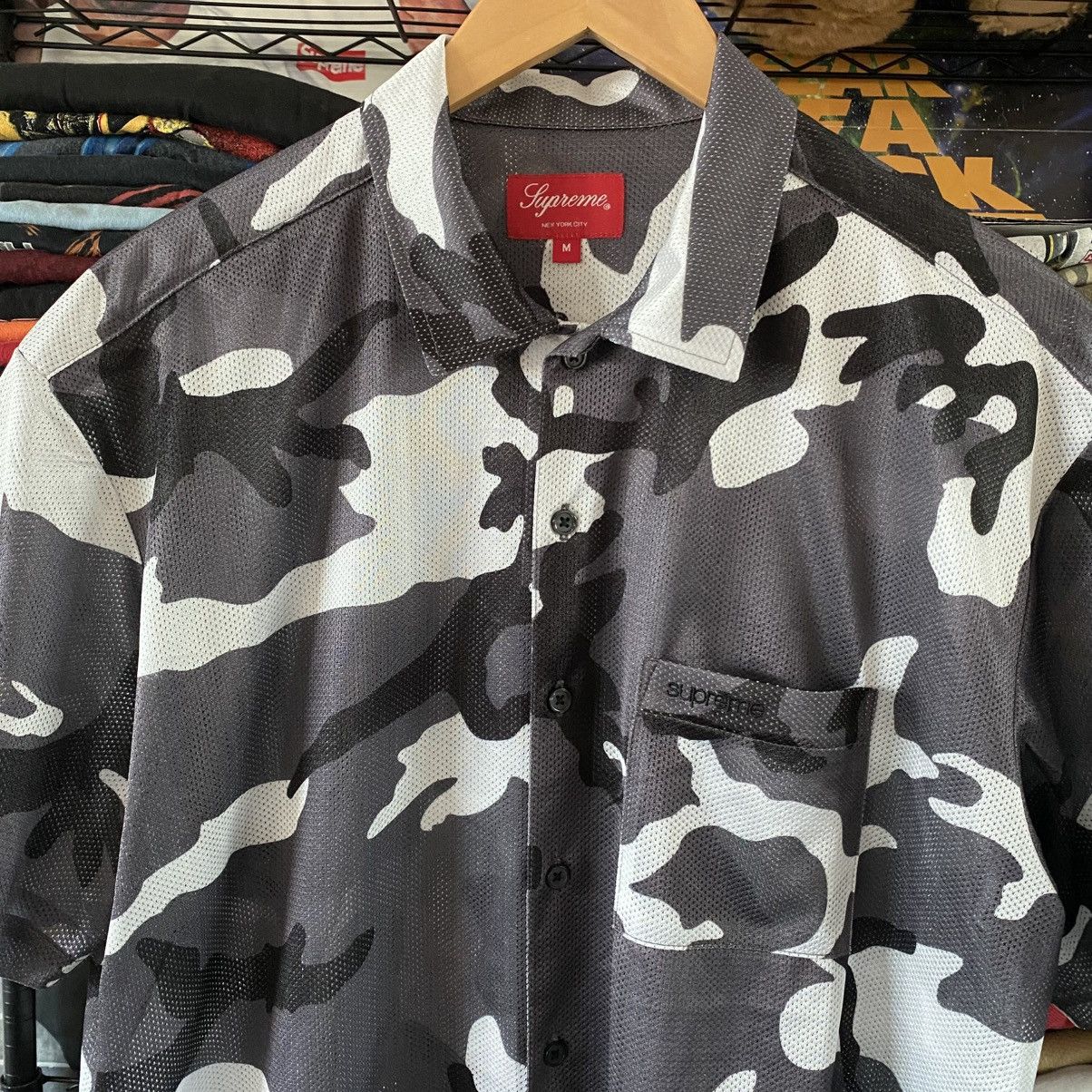 Supreme Supreme Camo Mesh Button Shirt Black 2020 Size US M / EU 48-50 / 2 - 2 Thumbnail