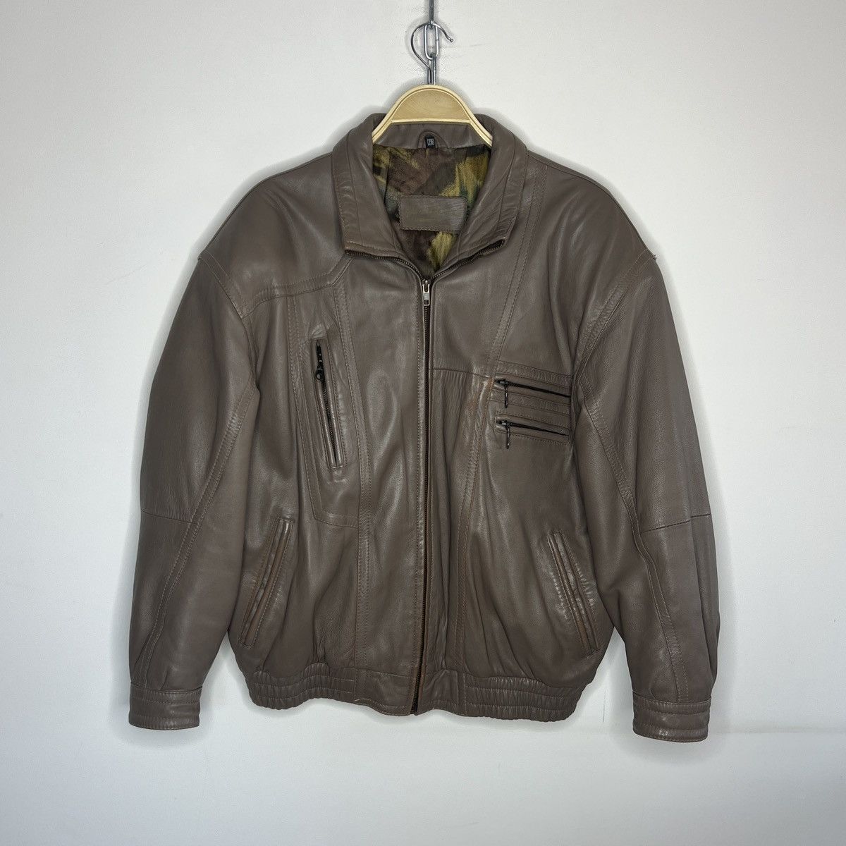 Leather × Vintage Vintage Brown Leather Motor Biker Jacket Trucker Genuine Size US L / EU 52-54 / 3 - 1 Thumbnail