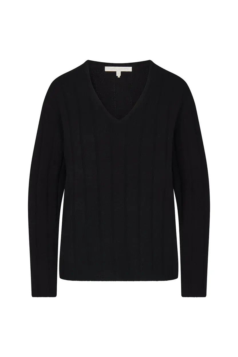 o1loc1c0724 MAK1048 Sweater in Black