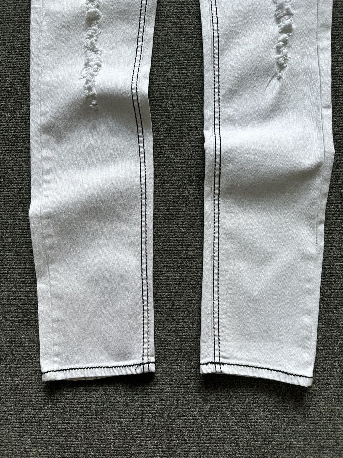 True Religion TRUE RELIGION Disco Julie Big T Distressed Denim Pants Size 34" / US 12 / IT 48 - 6 Thumbnail