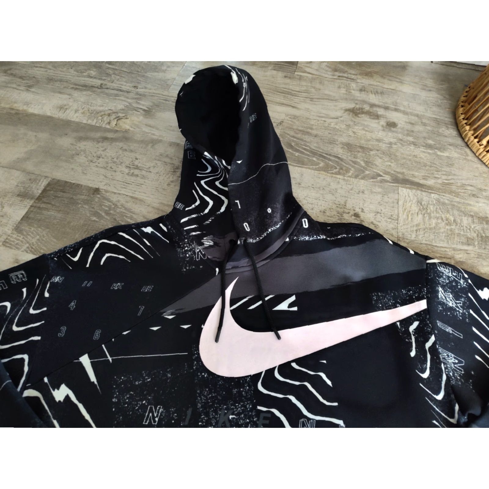 Nike Nike Dri-Fit Thermal Training Hoodie Men’s AOP Sz M AJ9263-011 Hooded Sweatshirt Size US M / EU 48-50 / 2 - 4 Thumbnail