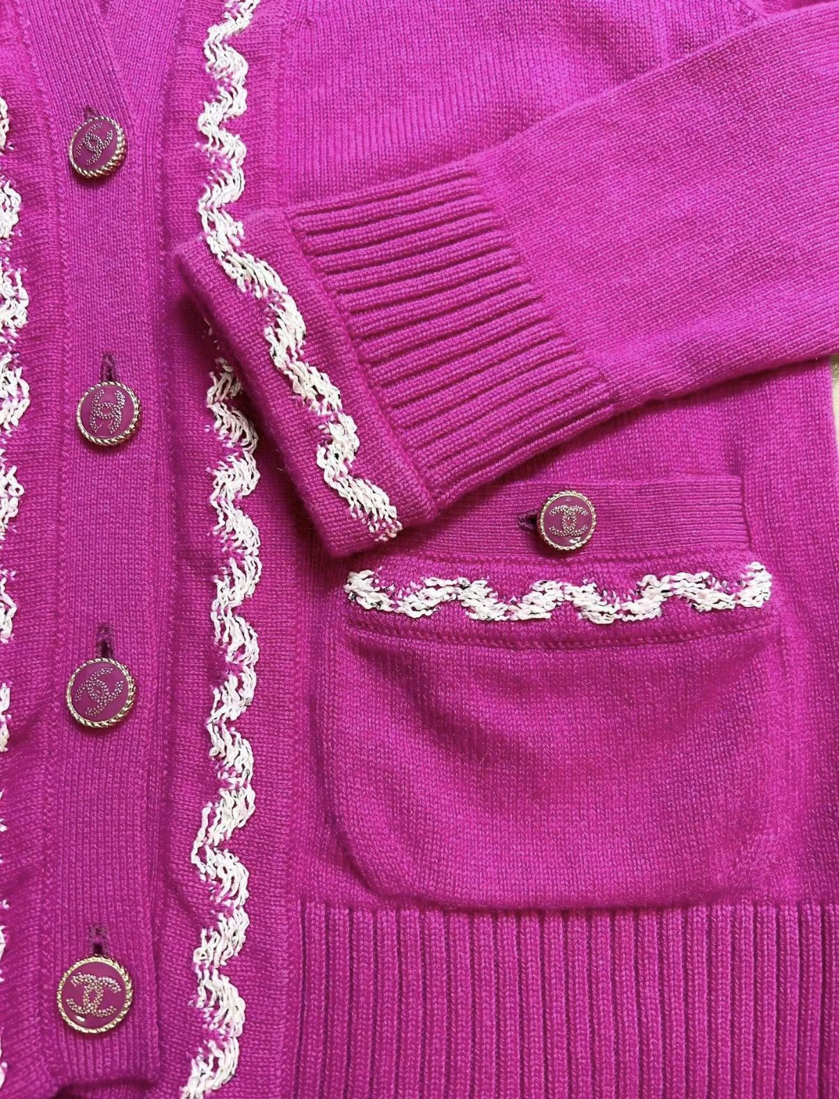 Chanel Chanel 21P Early Spring Collection Hot Cashmere Cardigan J33 Size XS / US 0-2 / IT 36-38 - 5 Thumbnail
