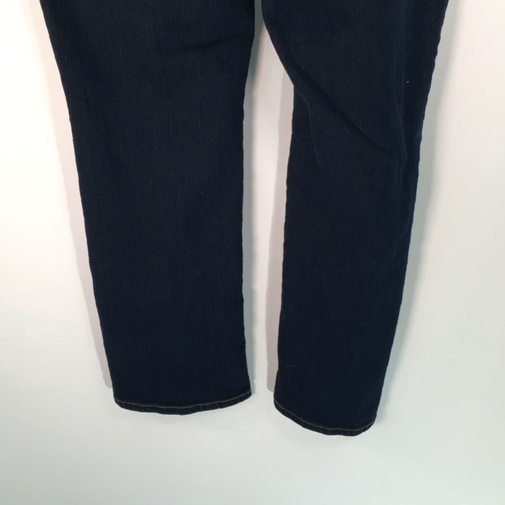 Denime Levi Strauss Gold Womens Mid Rise Straight Leg Blue Denim Jeans 34X30 Size Regular 5-Pocket Design Button Closure Size 24" / US 00 / IT 34 - 6 Thumbnail