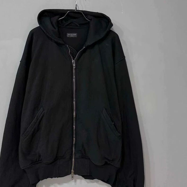 Balenciaga Balenciaga Inverted letter zipper hoodie Size US S / EU 44-46 / 1 - 2 Thumbnail
