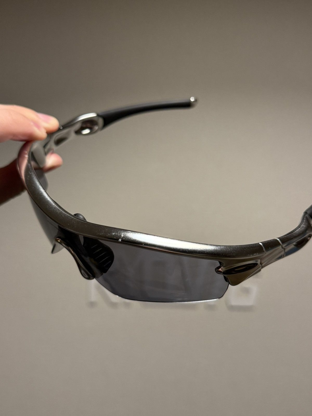 Oakley OAKLEY RADAR POLISHED ALUMINUM SUNGLASSES Size ONE SIZE - 2 Thumbnail