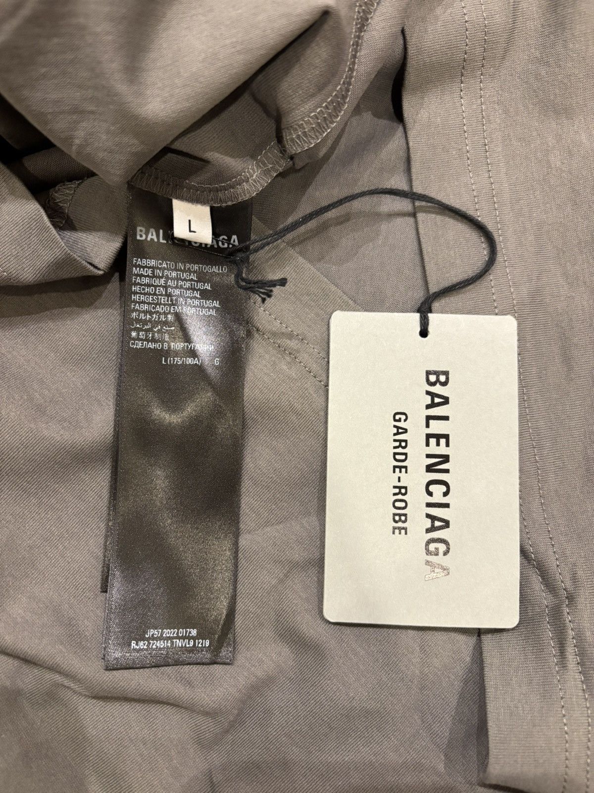 Balenciaga Balenciaga Garde-Robe Tee Size US L / EU 52-54 / 3 - 4 Thumbnail