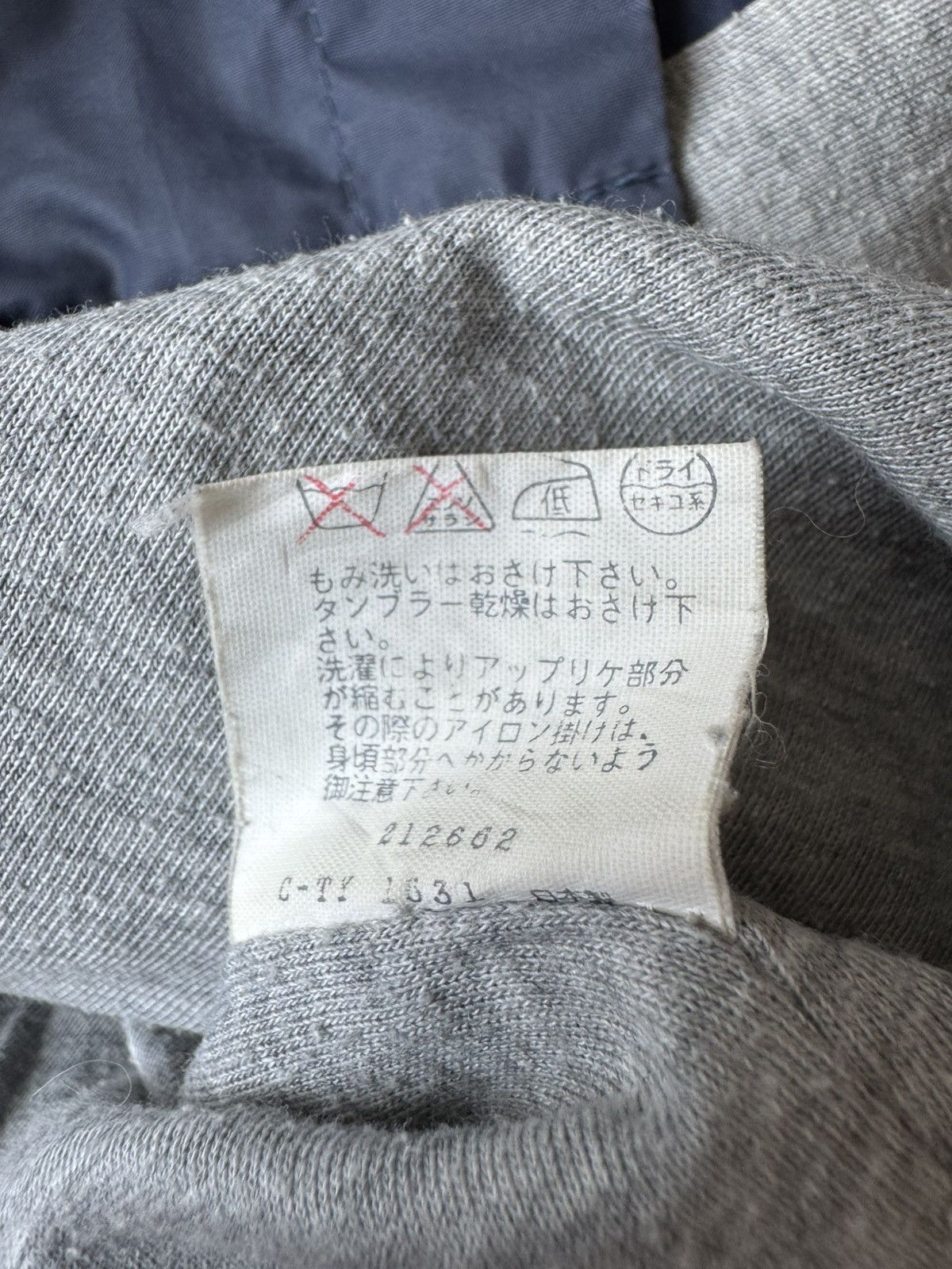 Champion VERY RARE VINTAGE JACKET CHAMPION WINGS STADIUM RUNNING MAN Size US M / EU 48-50 / 2 - 8 Thumbnail