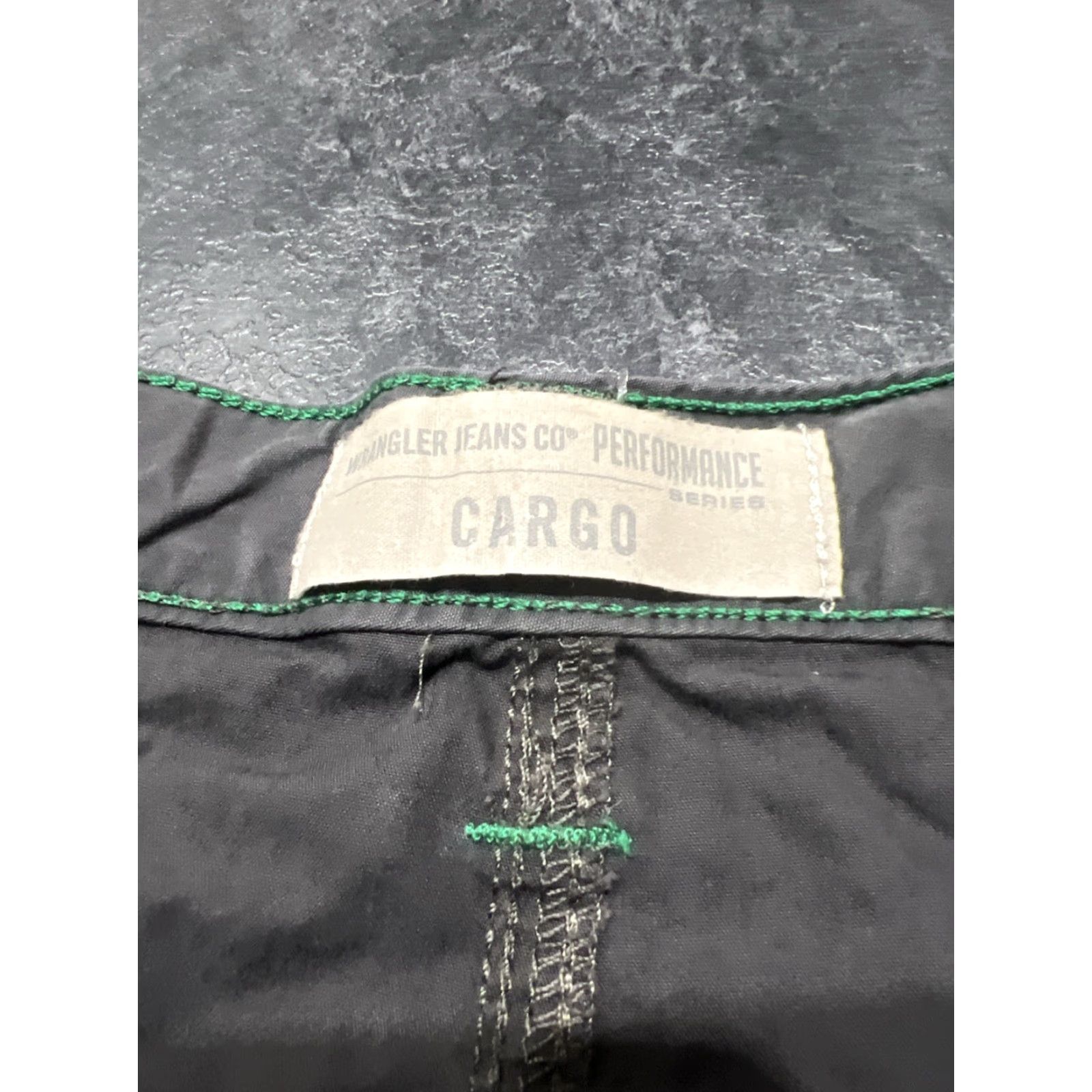 Wrangler Wrangler Cargo Shorts Mens 38 Gray Performance Outdoor 10.5" Inseam Casual Travel Sports Size US 38 / EU 54 - 4 Thumbnail