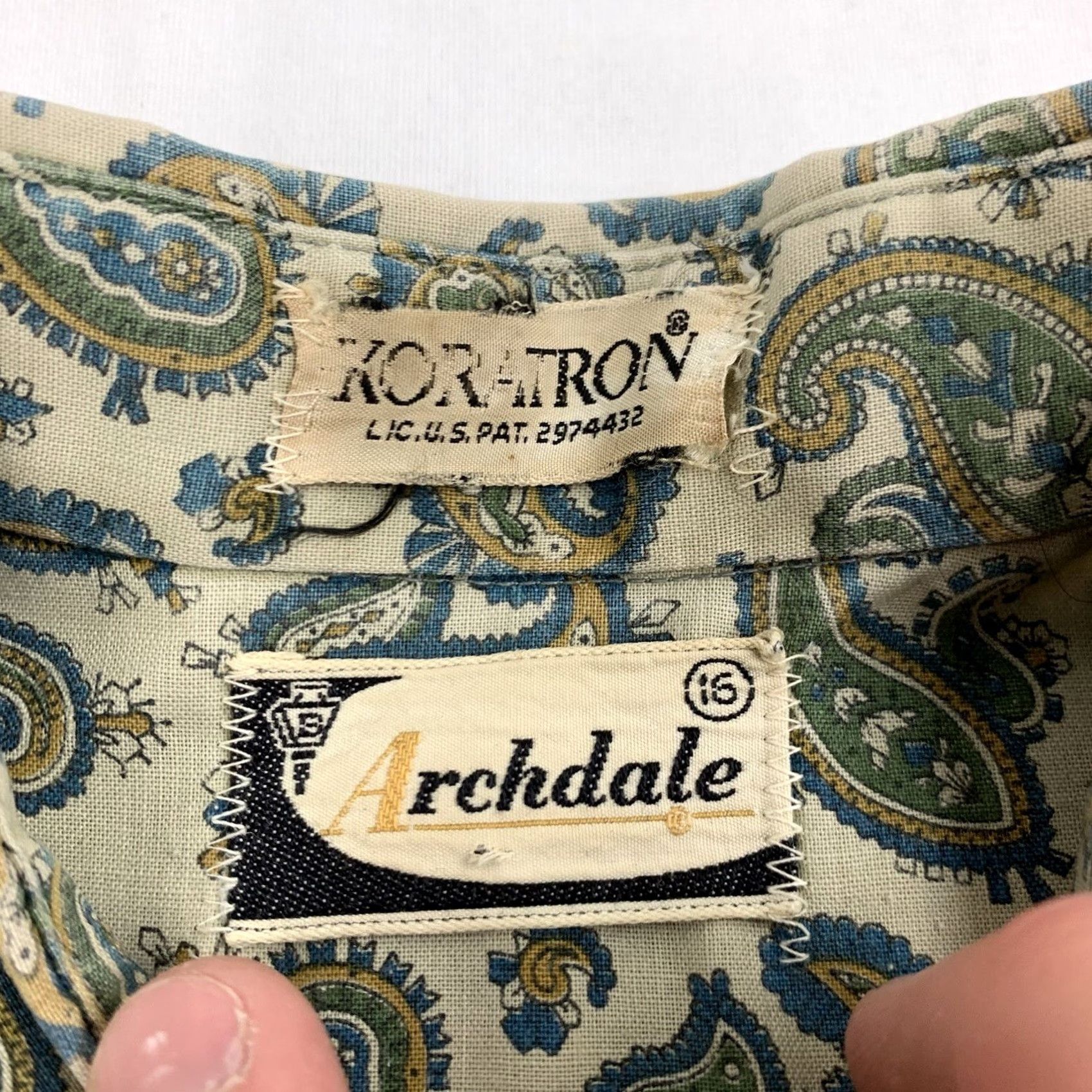 Vintage VINTAGE Archdale Button Up Shirt Womens 16 Green Paisley 1950s 1960s Collared Shirt Size XXL / US 16-18 / IT 52-54 - 4 Thumbnail