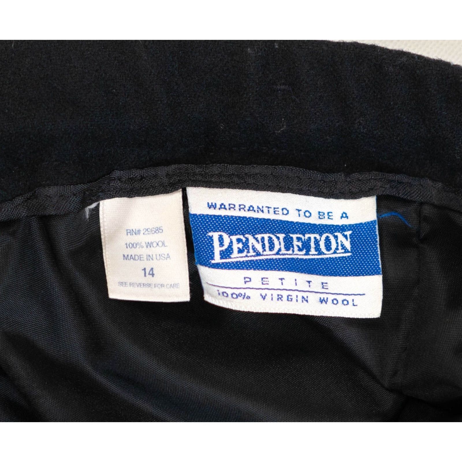 Pendleton VINTAGE Pendleton Skirt Women Petite 14 Wool Black Button Midi Pleated 80s 90s Handcrafted Size 36" / US 14 / IT 50 - 2 Thumbnail