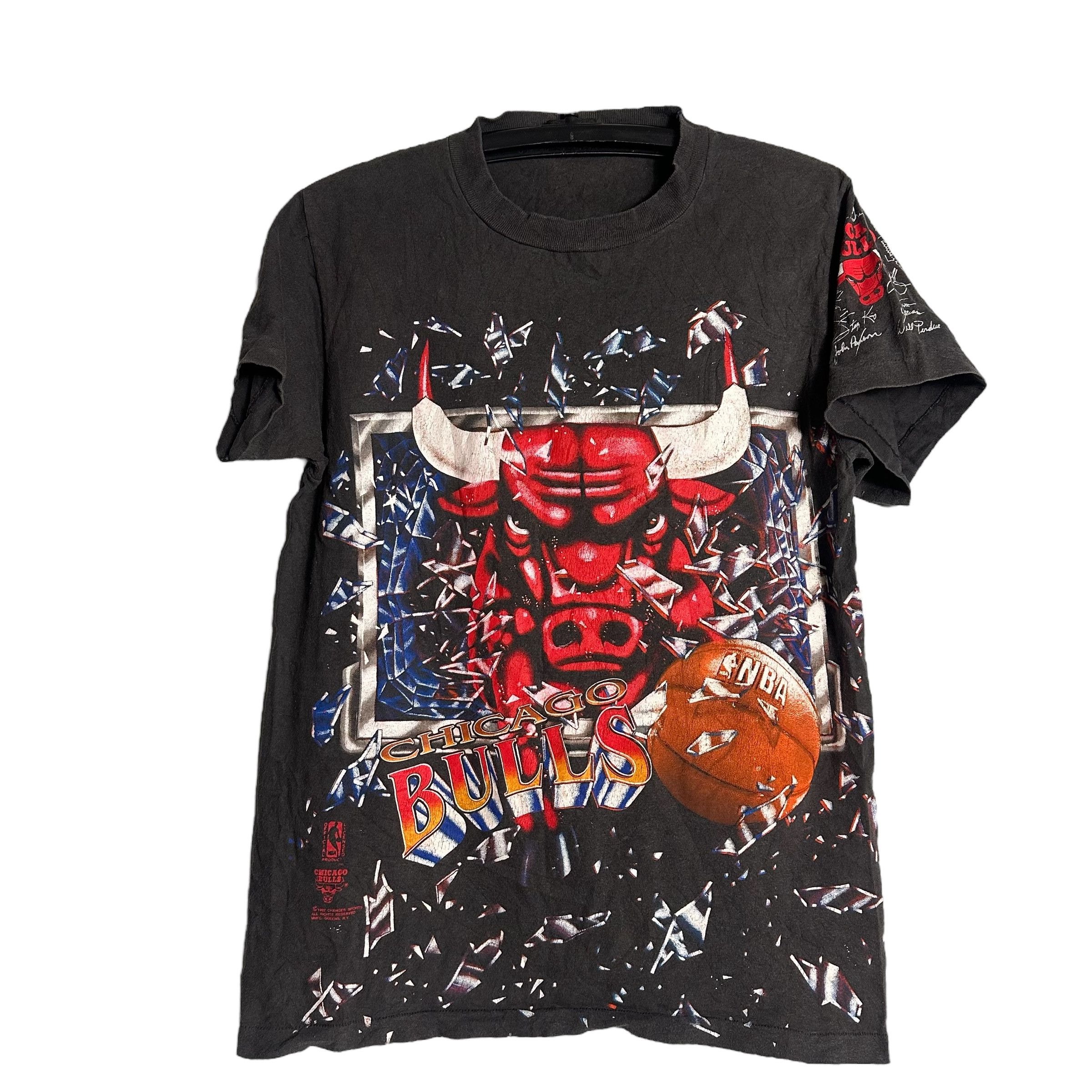 NBA 🔥RARE🔥Vtg Chicago Bulls Shattered Backboard NBA T-shirt Size US M / EU 48-50 / 2 - 1 Thumbnail
