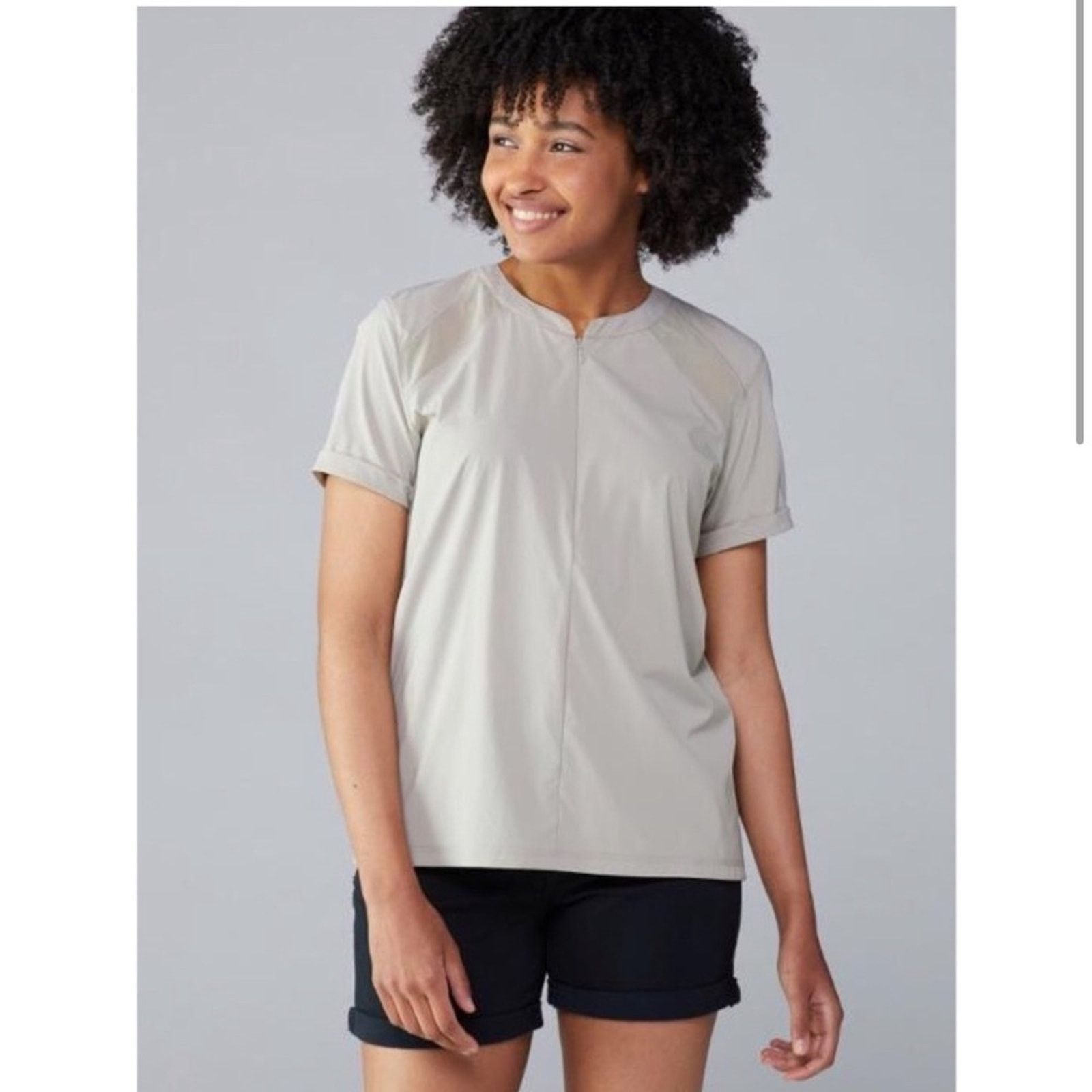 Other INDYGENA Lomo Roll Tab Short Sleeve Top Gray Thunder Size L / US 10 / IT 46 - 1 Thumbnail