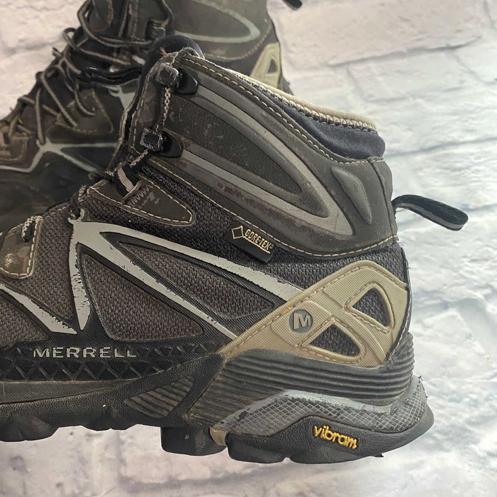 Merrell Merrell J65021 Tahr Mid Waterproof Black/Wild Dove Mens Size 8 Hiking Boots Size US 8 / EU 41 - 4 Thumbnail