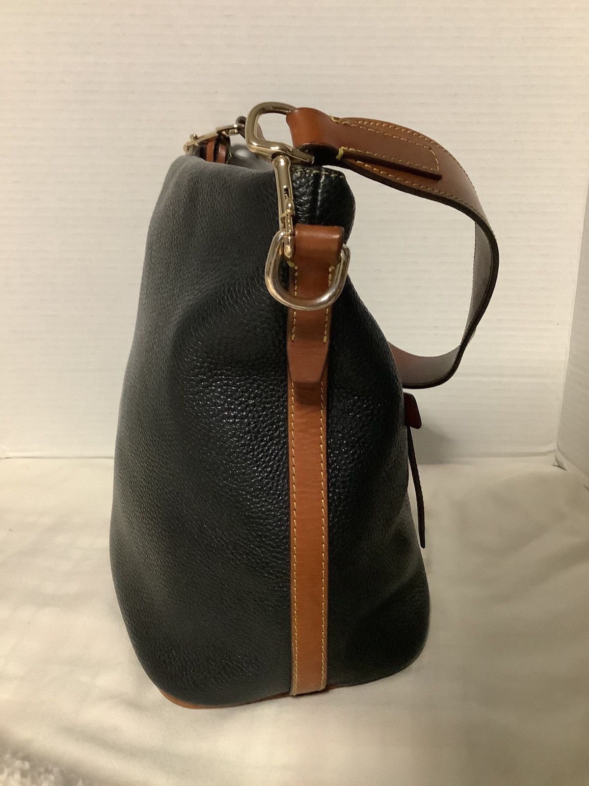 Dooney & Bourke Leather Sack Bag Size ONE SIZE - 5 Thumbnail