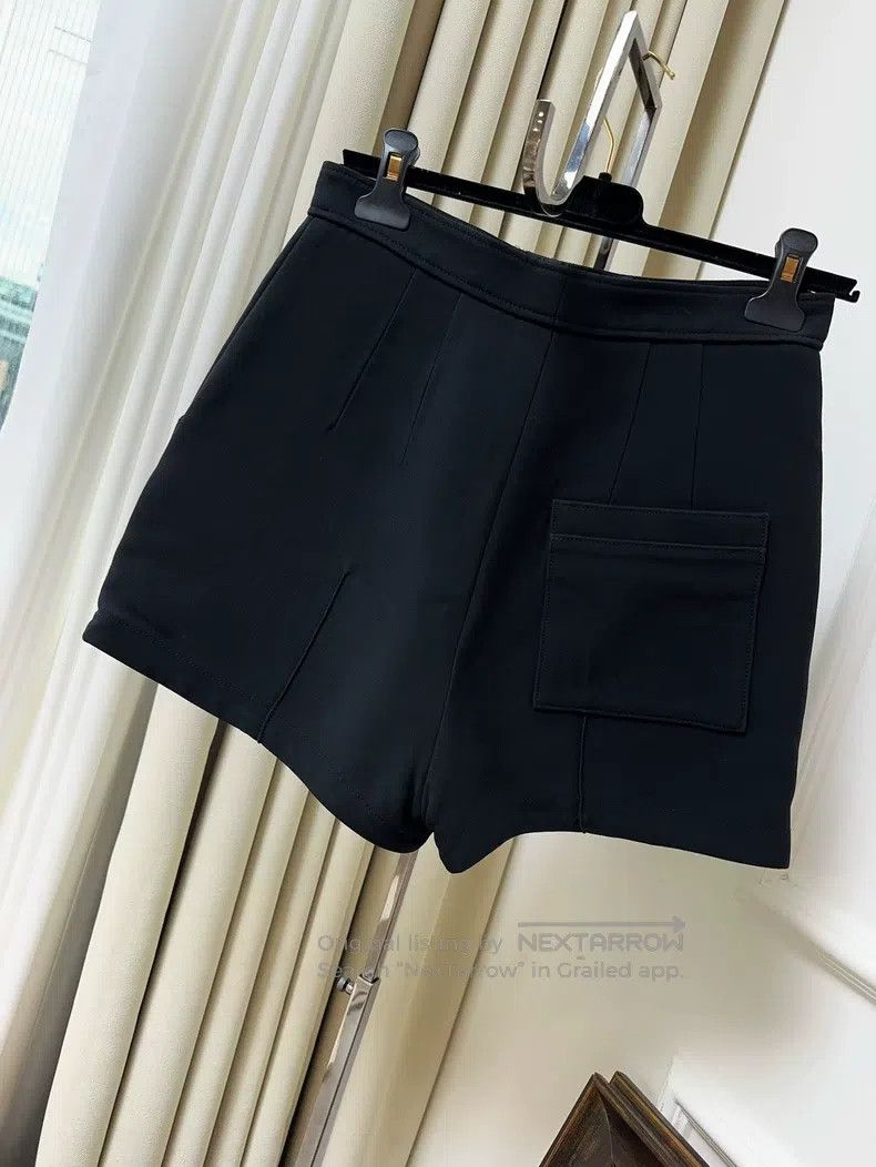 Louis Vuitton Louis Vuitton Black cargo shorts Size 37" - 2 Thumbnail