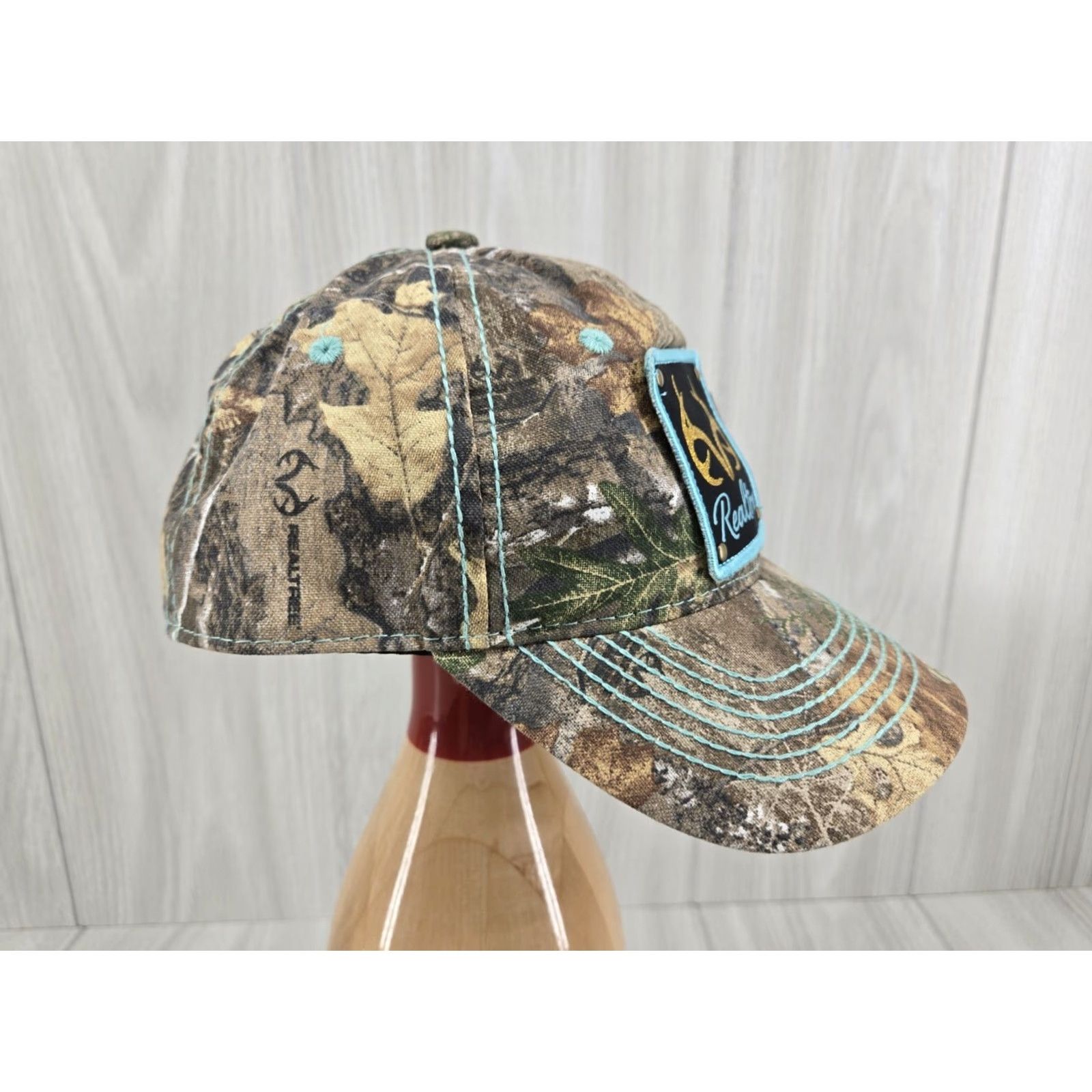Realtree Outdoor Cap Realtree Hat Cap Snap Back Womens Adjustable Hunting Camo One Size Fits Most Vintage: No Mens? Size ONE SIZE - 5 Thumbnail