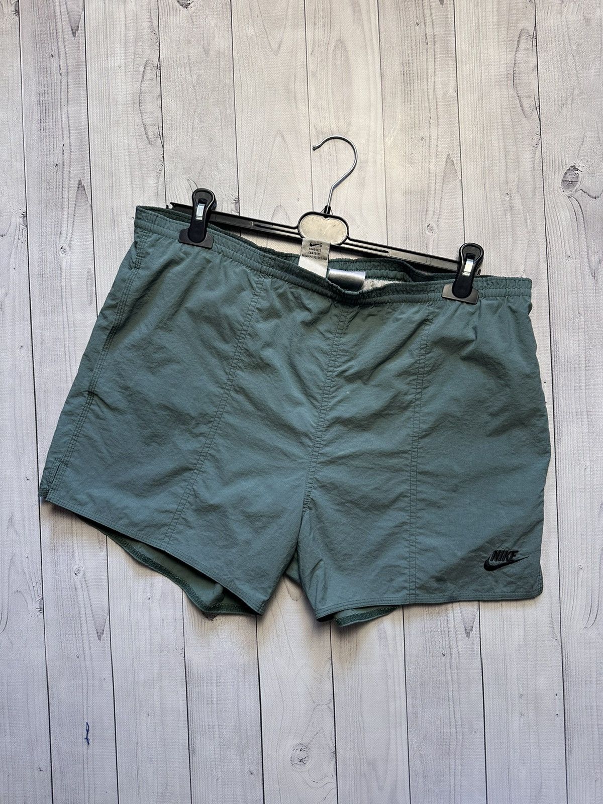 Nike × Vintage Vintage Nike shorts logo size L green Size US 34 / EU 50 - 1 Thumbnail