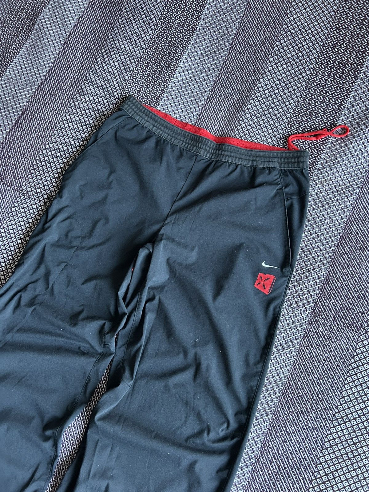 Vintage Vintage Nike Sportswear Baggy Track Pants Rare Size L / XL Size US 36 / EU 52 - 3 Thumbnail