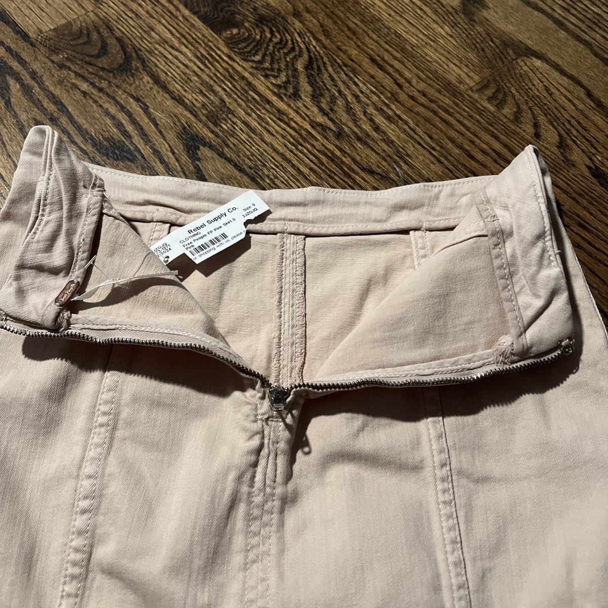 Free People FREE PEOPLE NWOT Women's Paneled Light Pink Tone Mini Skirt Size 25" / US 0 / IT 36 - 10 Thumbnail