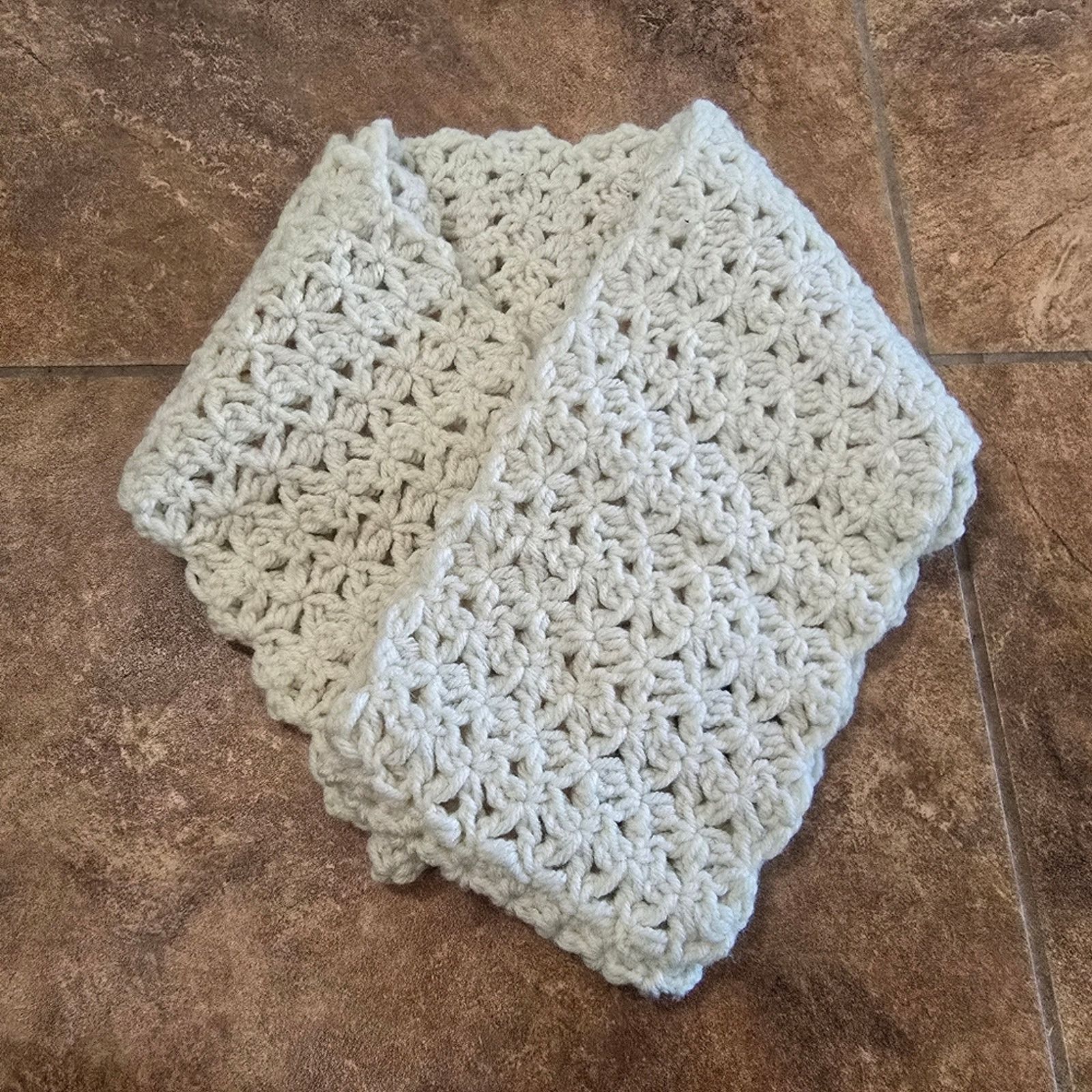 Other Cream Knit Winter Infinity Scarf Size ONE SIZE - 2 Thumbnail