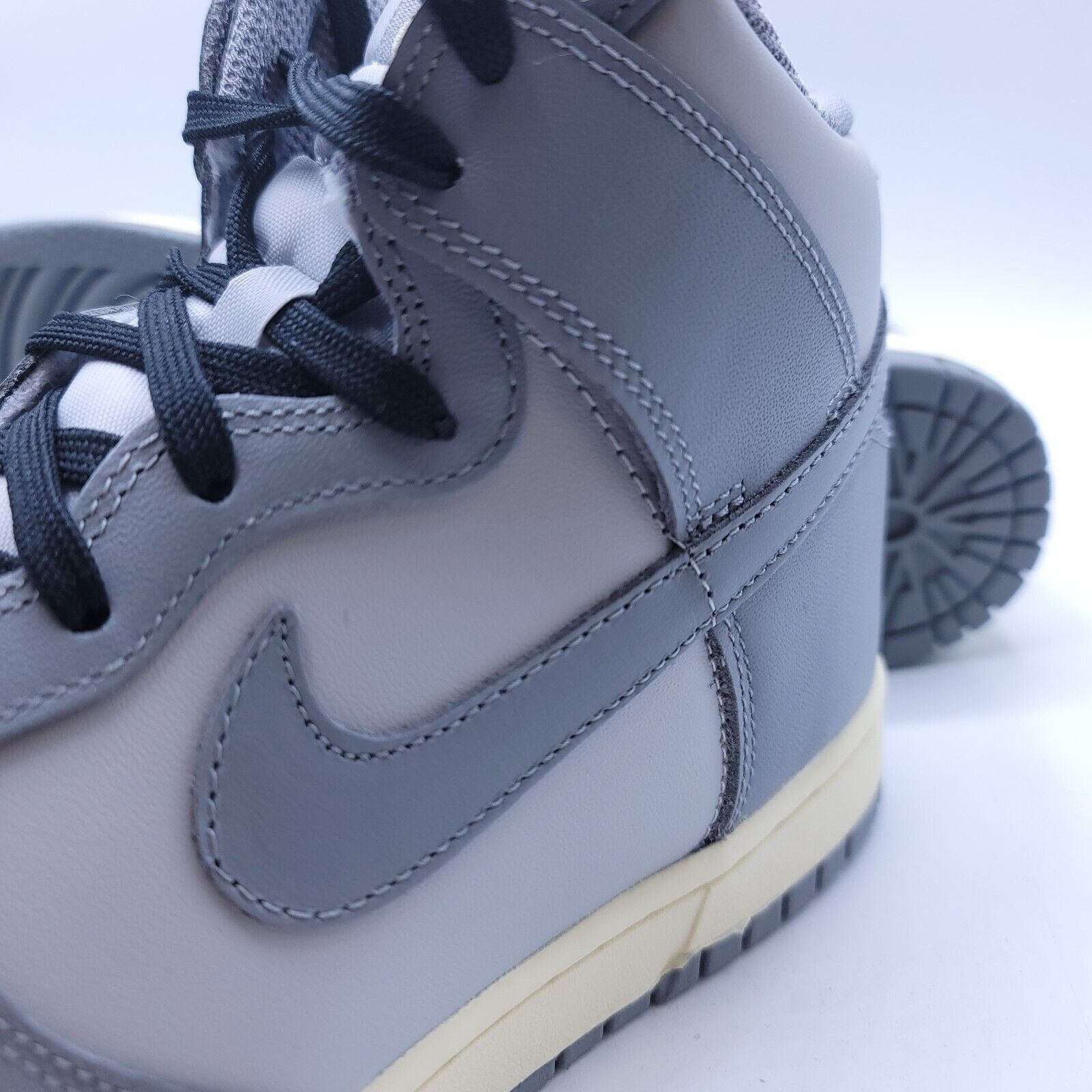 Nike Nike Dunk High Basketball Shoe Womens Size 8.5 DD1869-001 Size US 8.5 / IT 38.5 - 8 Thumbnail