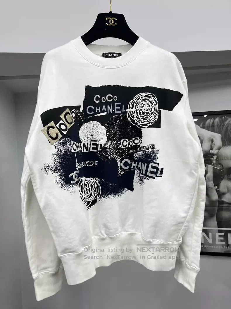 Chanel Chanel White sequin camelia sweatshirt Size M / US 6-8 / IT 42-44 - 1 Thumbnail