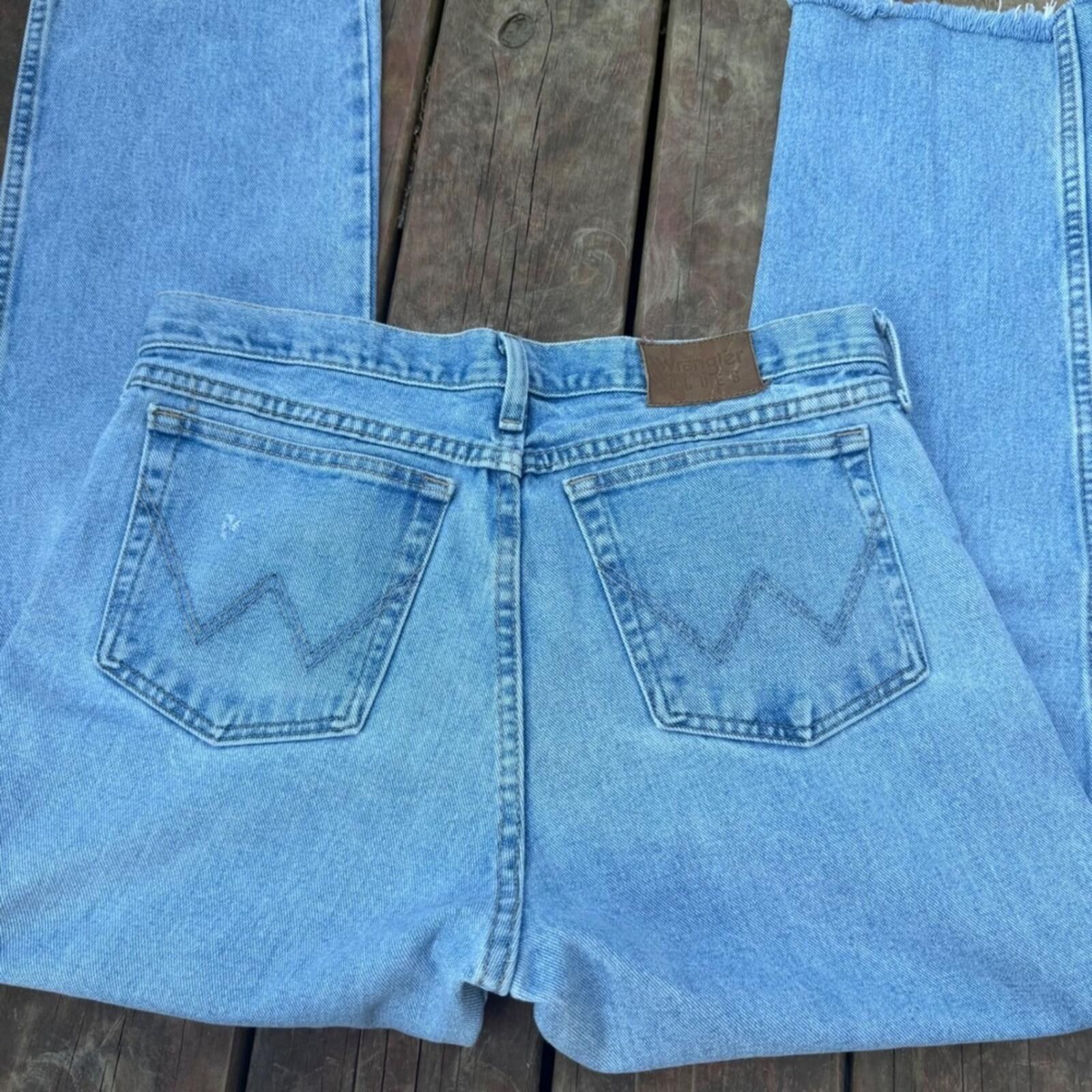 Wrangler Wrangler Blues Light Wash Straight Leg Raw Hem Denim Jeans Size US 30 / EU 46 - 5 Thumbnail