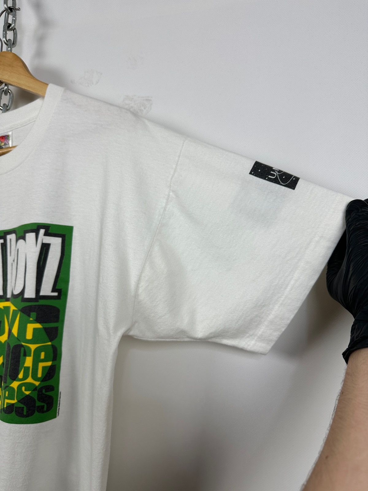 Band Tees 1997 Vintage Lost Boyz Love, Peace & Nappiness Band T-Shirt Size US XL / EU 56 / 4 - 8 Thumbnail